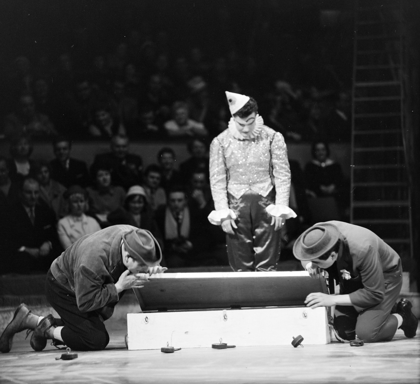 Hungary, Budapest XIV., Fővárosi Nagycirkusz., 1964, Szalay Zoltán, clown, Budapest, circus floor, Fortepan #137223