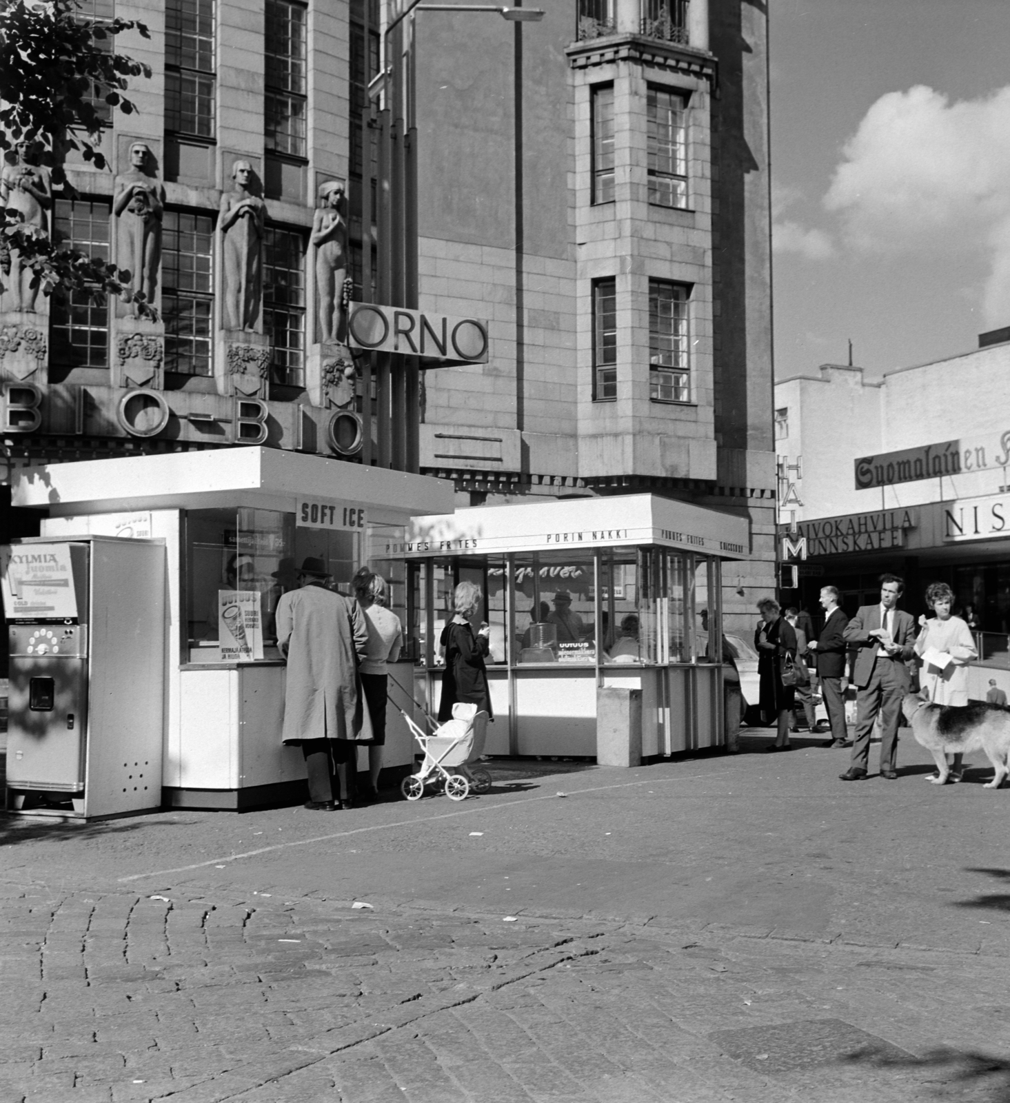Finnország, Helsinki, Mannerheimintie 5., Bio-Bio (később Bio Illusion) mozi., 1962, Szalay Zoltán, Fortepan #137401