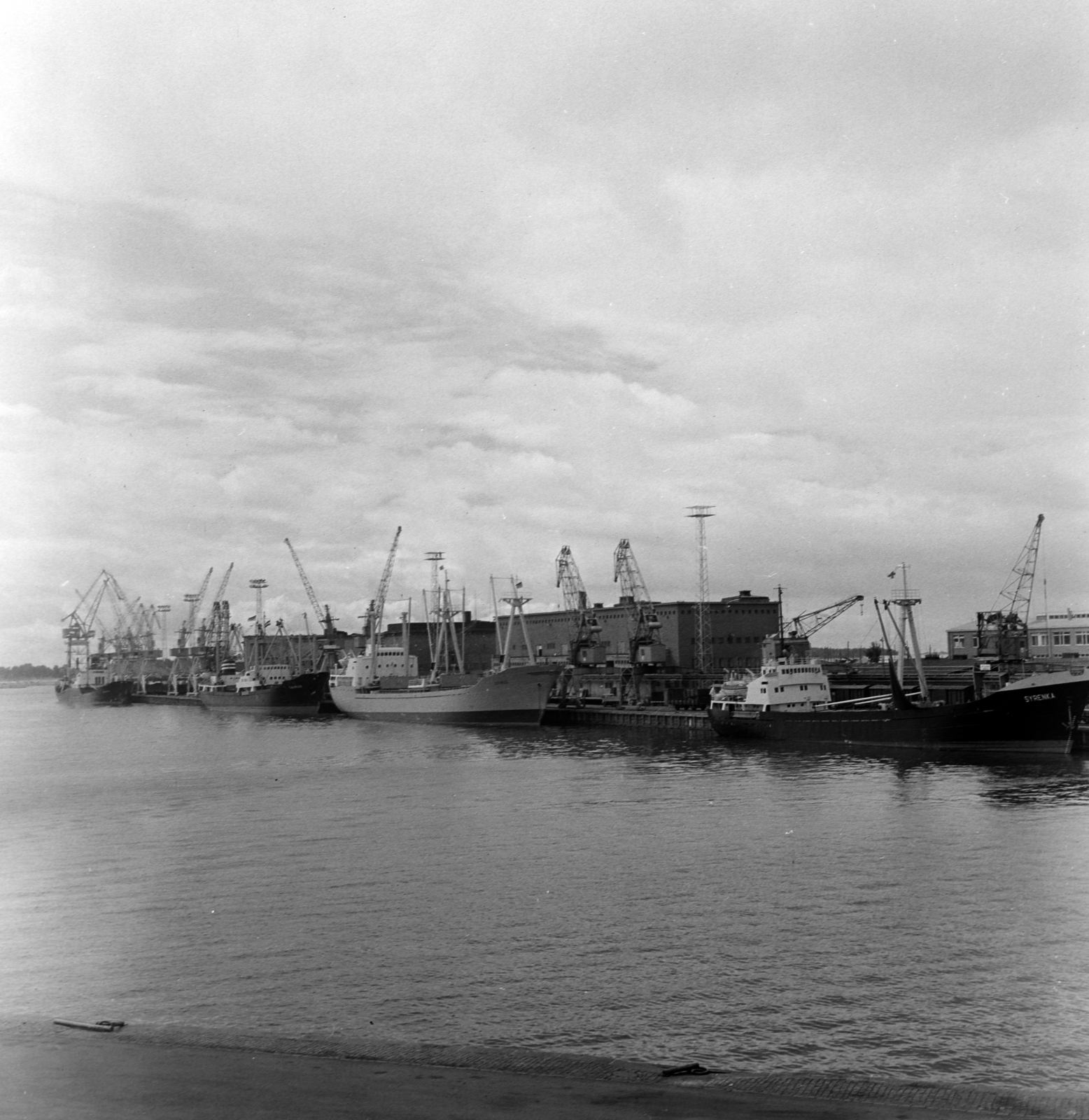 Finnország, Helsinki, kikötő. A felvétel a VIII. VIT (Világifjúsági Találkozó) idején készült., 1962, Szalay Zoltán, Fortepan #137416