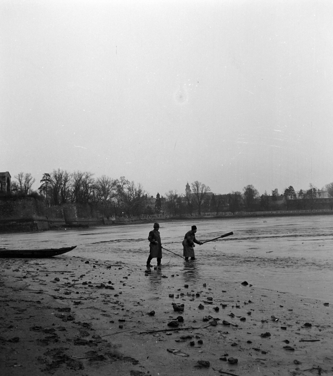 Hungary, Tata, Öreg-tó, halászok., 1964, Szalay Zoltán, fishing, Fortepan #137500
