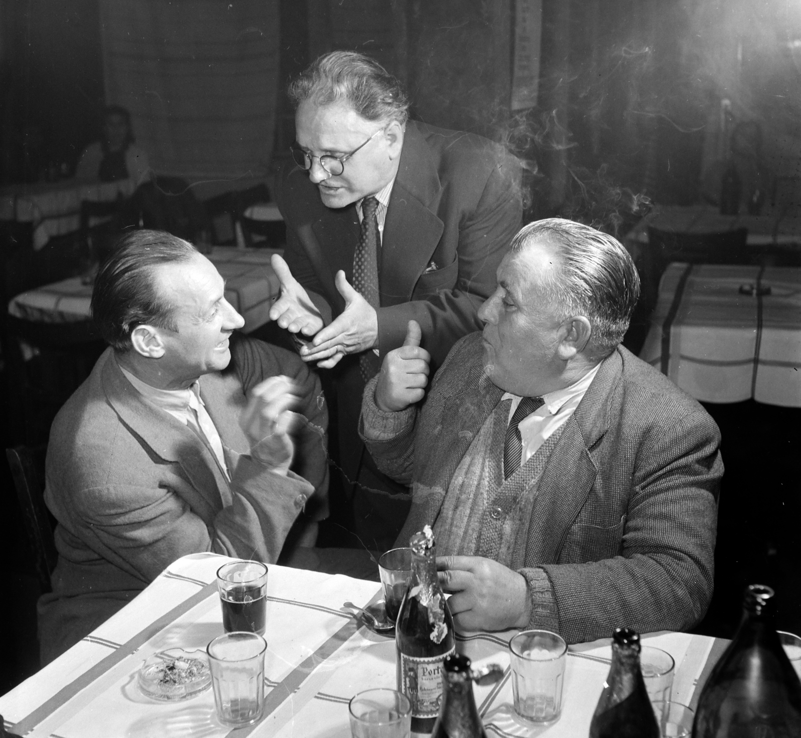 1961, Szalay Zoltán, drinking, beer bottle, Fortepan #137617