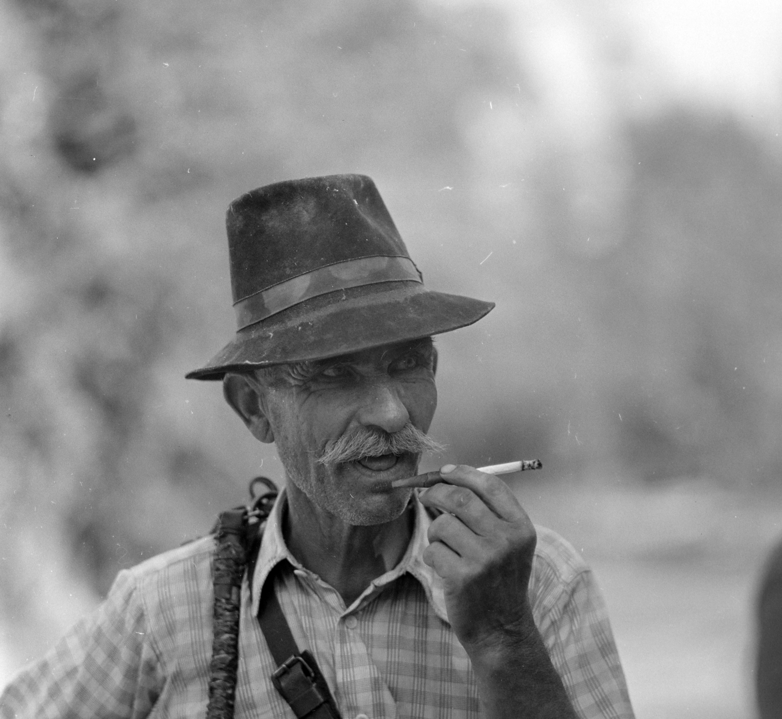 1967, Szalay Zoltán, smoking, old person, Fortepan #137699