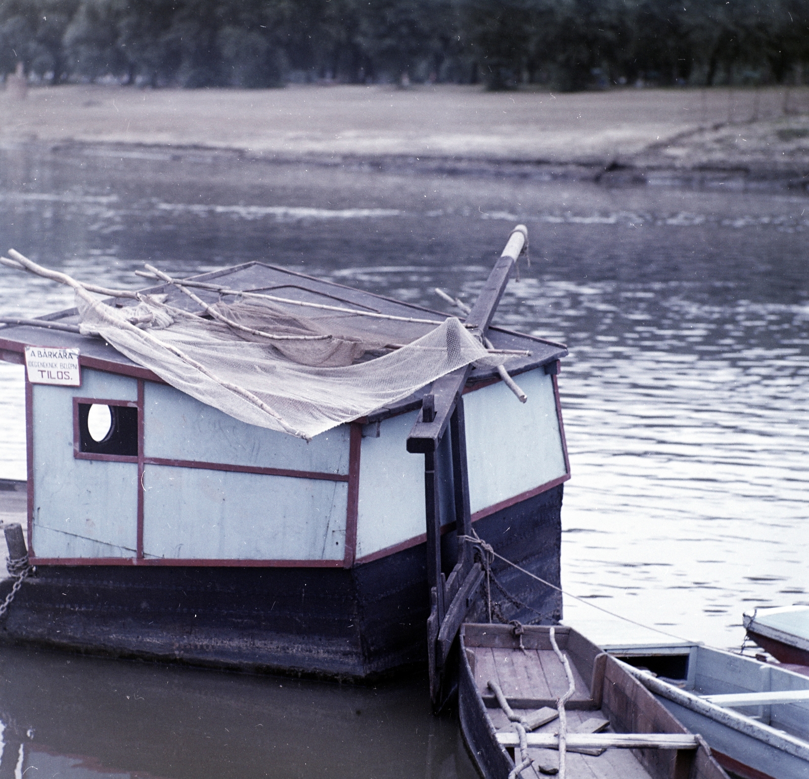Hungary, Szeged, Tisza-part, haltároló bárka., 1968, Szalay Zoltán, Fortepan #138240