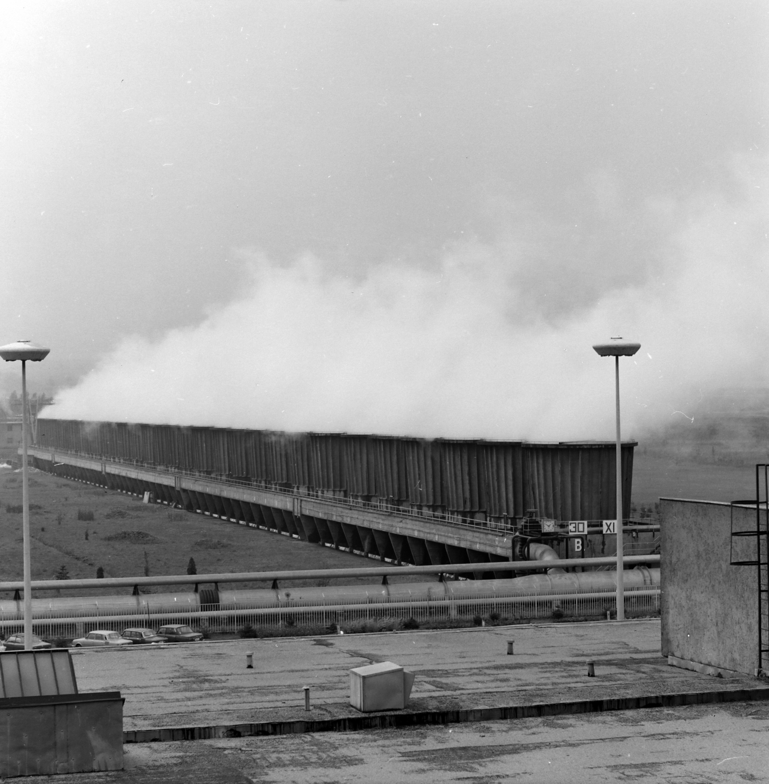 Magyarország, Visonta, a Gagarin Hőerőmű (később Mátrai Erőmű) hűtőtornyai., 1975, Szalay Zoltán, Fortepan #138440