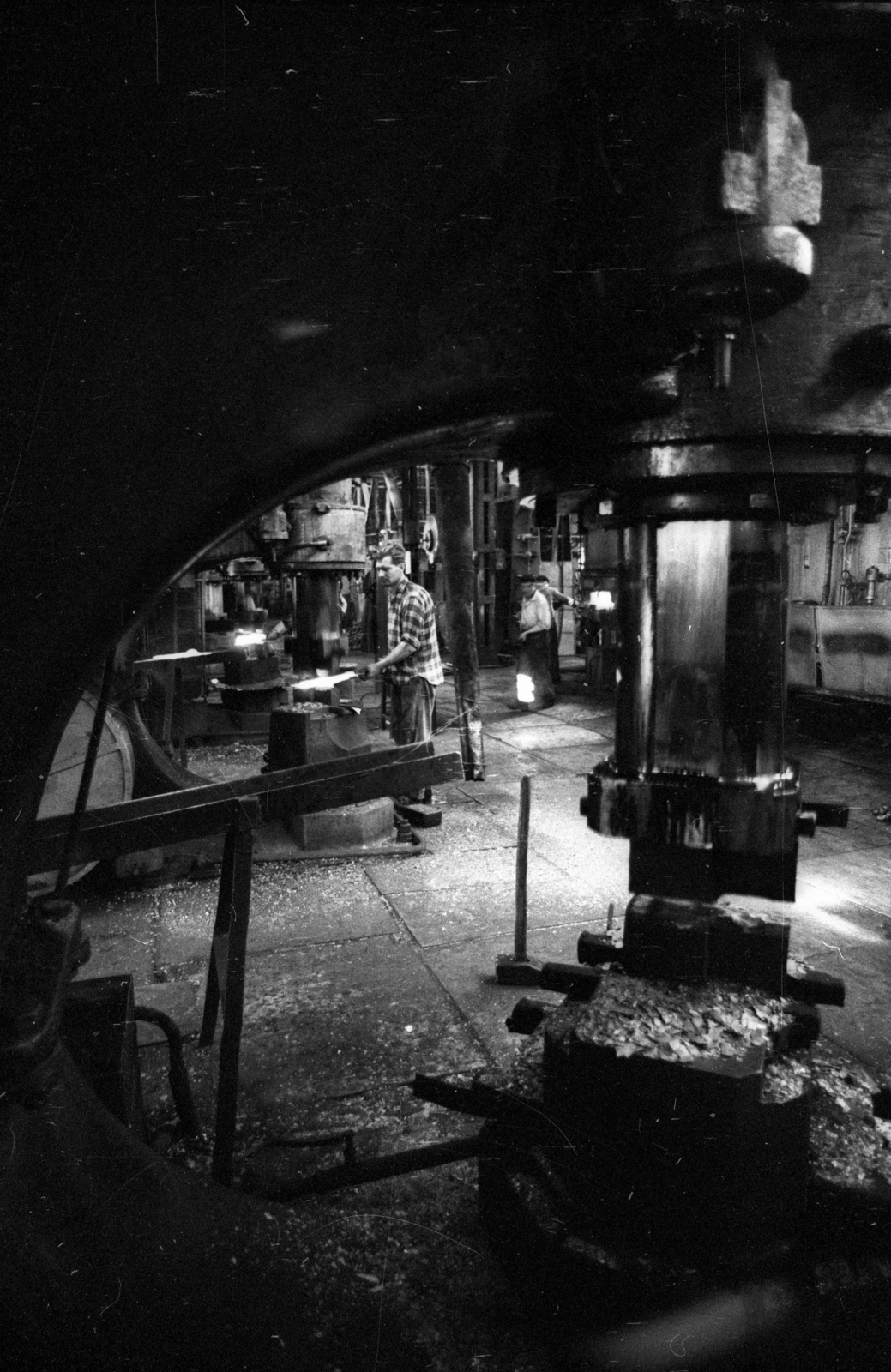 Hungary, Salgótarján, Salgótarjáni Kohászati Üzemek, kovácsolt termék gyártása., 1972, Szalay Zoltán, Fortepan #138977