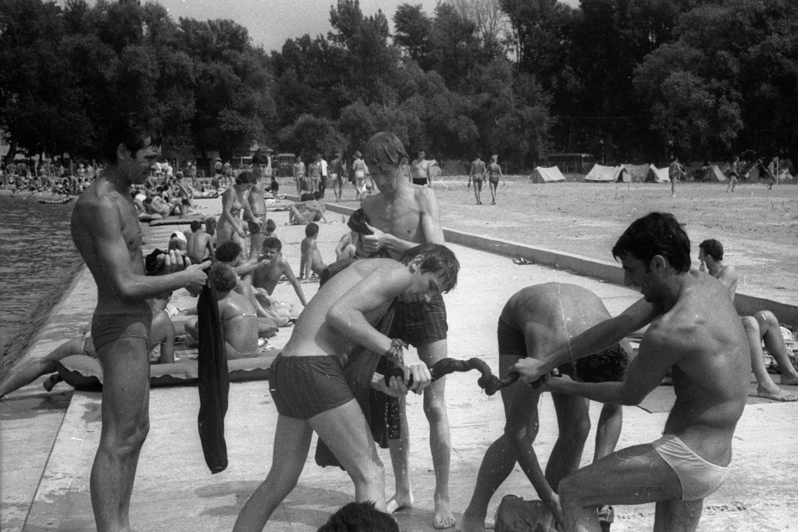 Hungary, Balatonföldvár, nyugati szabadstrand., 1964, Szalay Zoltán, Fortepan #139012