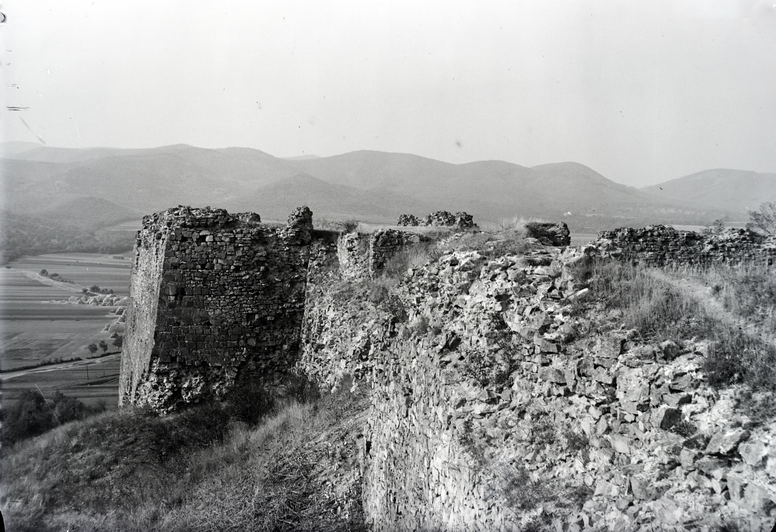 Hungary, Nógrád, Nógrád vára., 1936, Szekrényesy Réka, castle ruins, Fortepan #139473