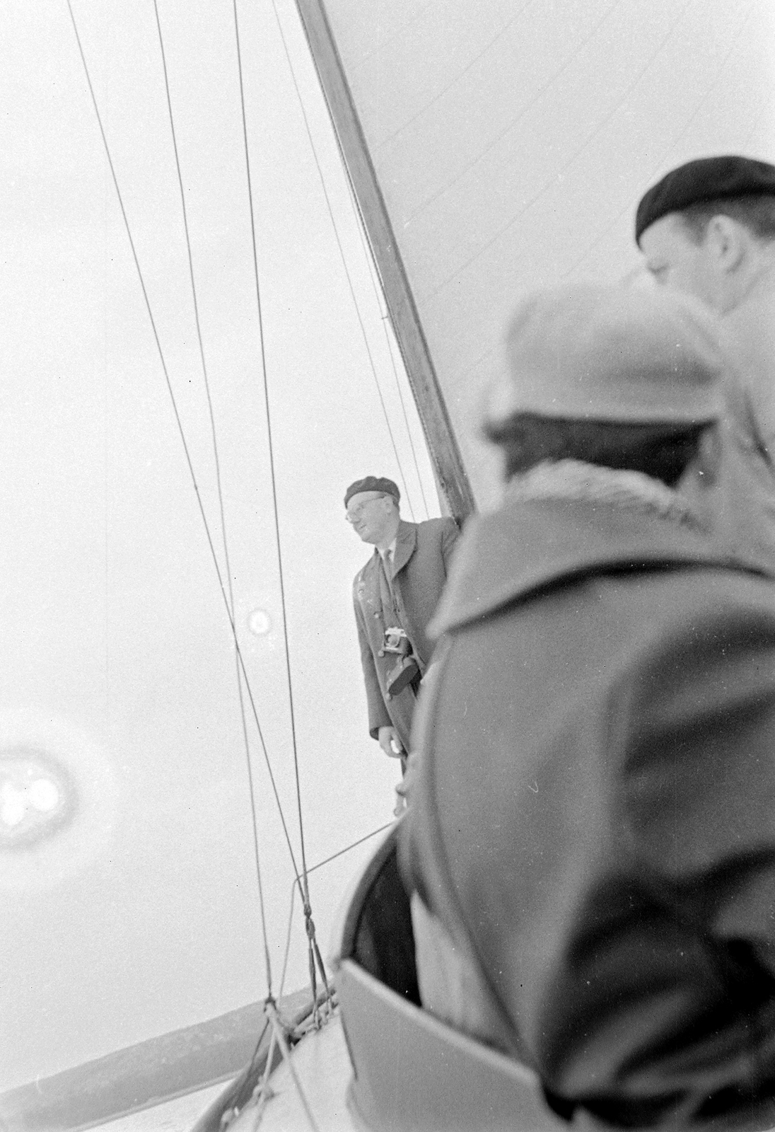 1955, Szent-tamási Mihály, sailboat, camera, beret, KMZ-brand, KMZ Zorki, Fortepan #13949