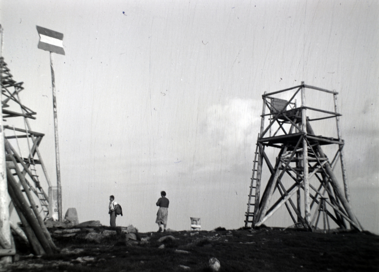 Ukrajna, Hoverla hegycsúcs, a lengyel-magyar határ 1939-ben., 1939, Mezey Ferenc, határállomás, kilátó, határkő, háromszögelési pont, Fortepan #139645