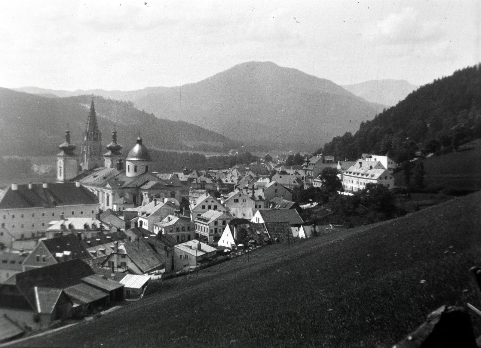 Ausztria, Mariazell, balra a Bazilika., 1939, Mezey Ferenc, Bazilika, barokk-stílus, katolikus, Domenico Sciassia-terv, Fortepan #139681