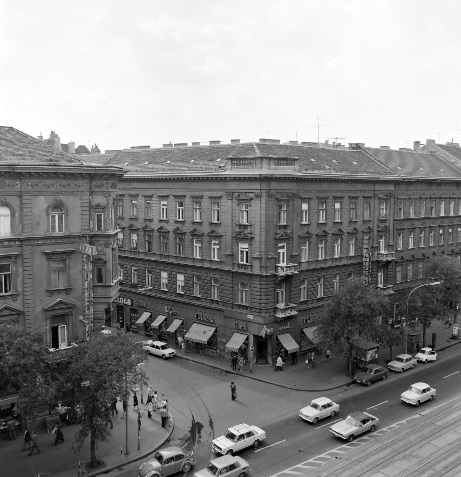 Hungary, Budapest V., Szent István körút, szemben a Bihari János utca torkolata., 1976, UVATERV, Budapest, Fortepan #139964