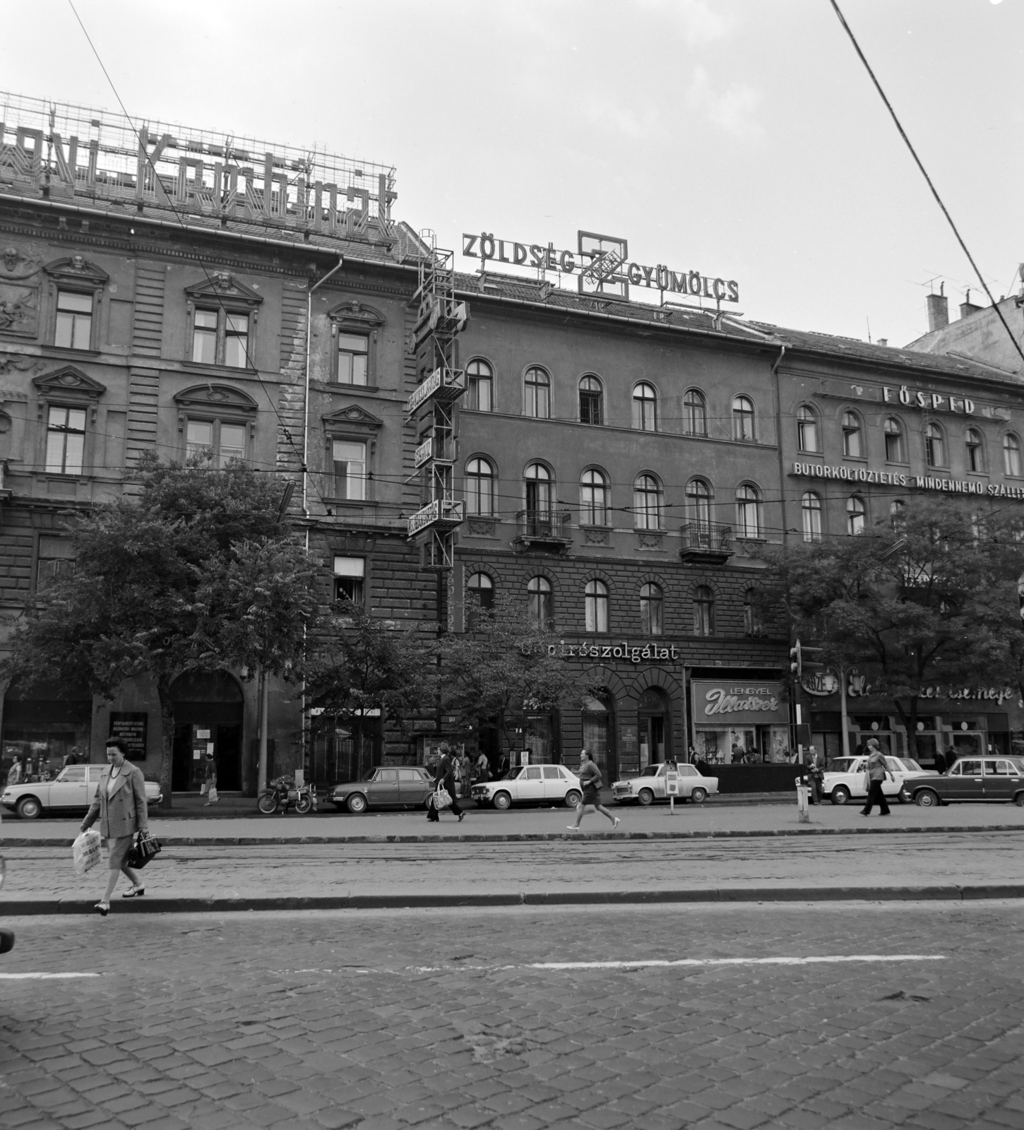 Hungary, Budapest V., Nyugati (Marx) tér, szemben a 7., 8. és 9. számú épületek., 1976, UVATERV, Budapest, Fortepan #139981