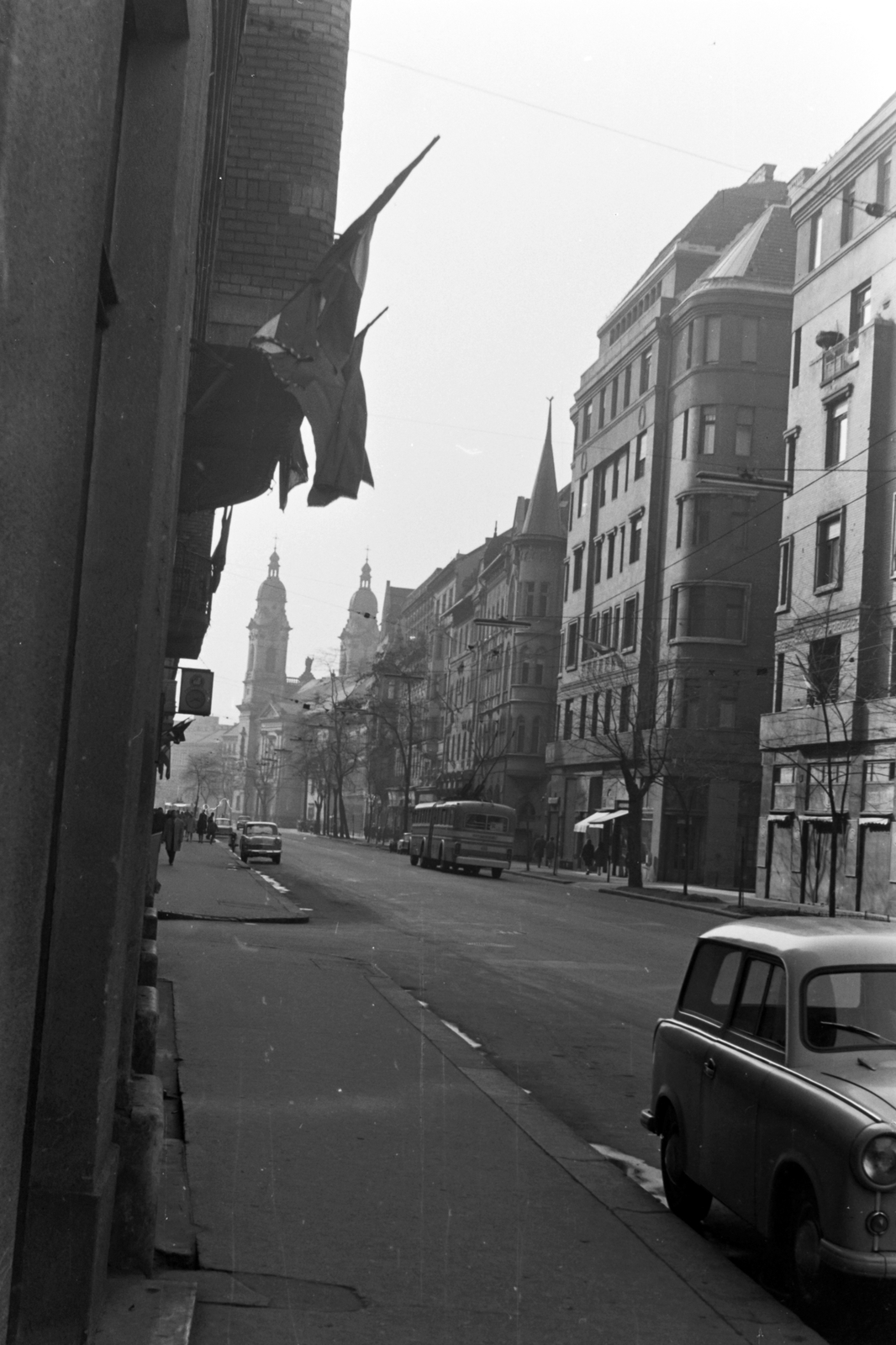 Hungary, Budapest VIII., Baross utca a Szigony utcától a Horváth Mihály tér felé nézve., 1965, Németh Tamás, street view, Budapest, Fortepan #140228