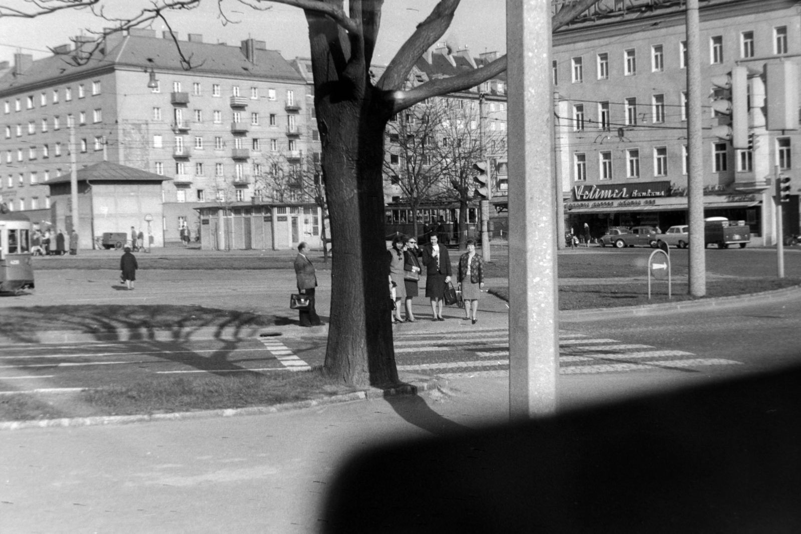 Austria, Vienna, Friedrich-Engels-Platz, középen a háttérben az Engerthstrasse torkolata., 1964, Németh Tamás, Fortepan #140241