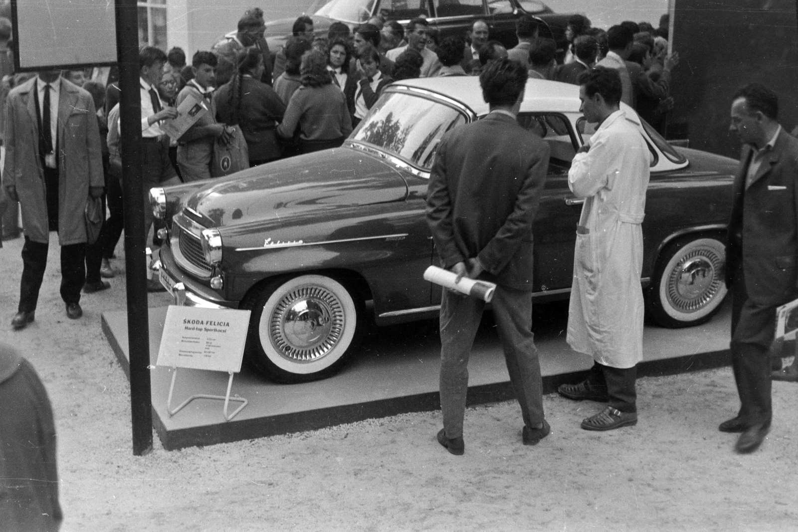 Hungary, Budapest XIV., Skoda Felicia személygépkocsi., 1963, Németh Tamás, Czechoslovak brand, Skoda-brand, automobile, Budapest, Fortepan #140295