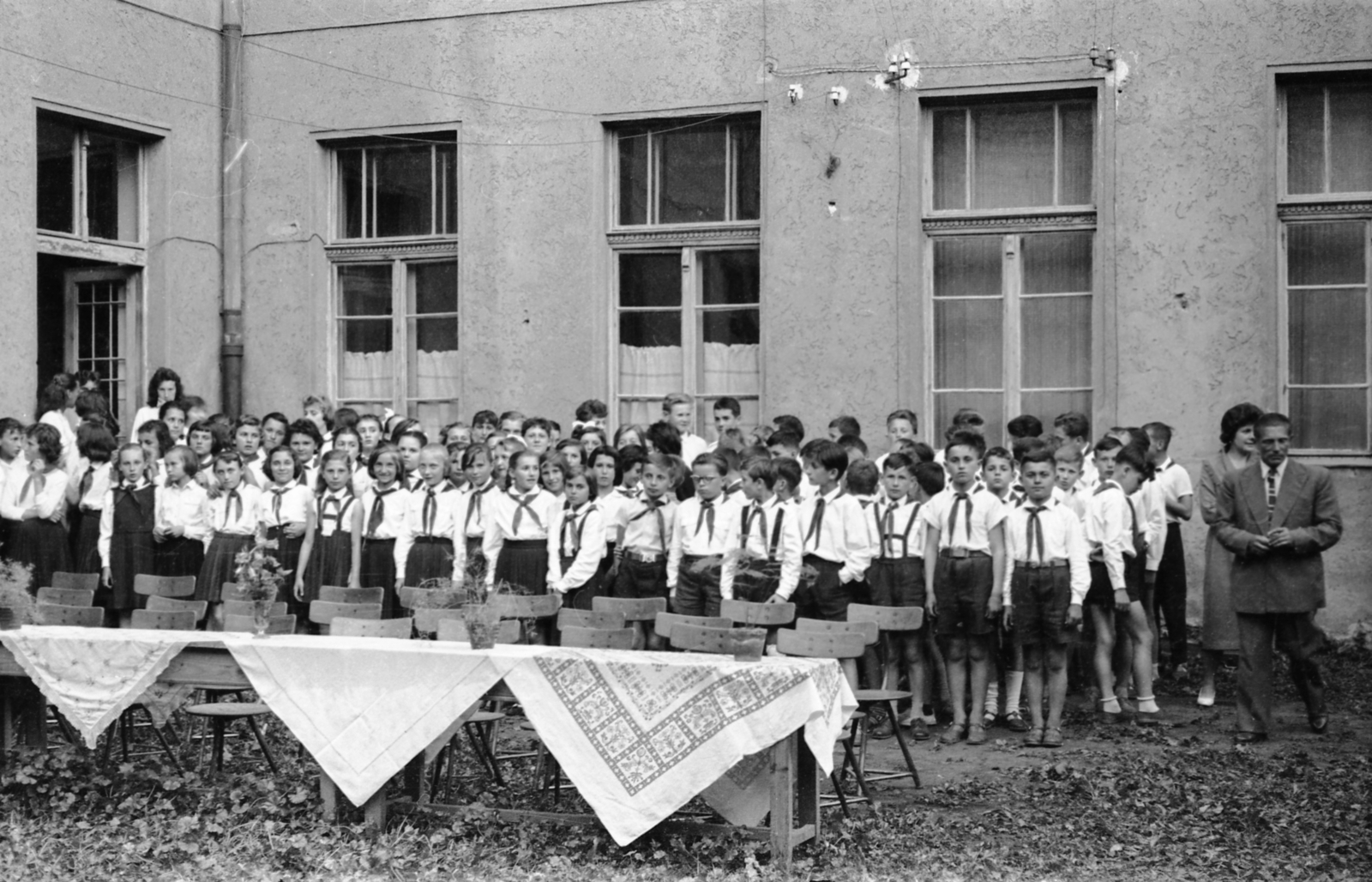 Hungary, Jászberény, Bercsényi úti Általános Iskola (később Jászsági Általános Iskola Bercsényi Miklós Általános Iskolai Tagintézménye)., 1958, Morvay Kinga, festive, pioneer, Fortepan #140523