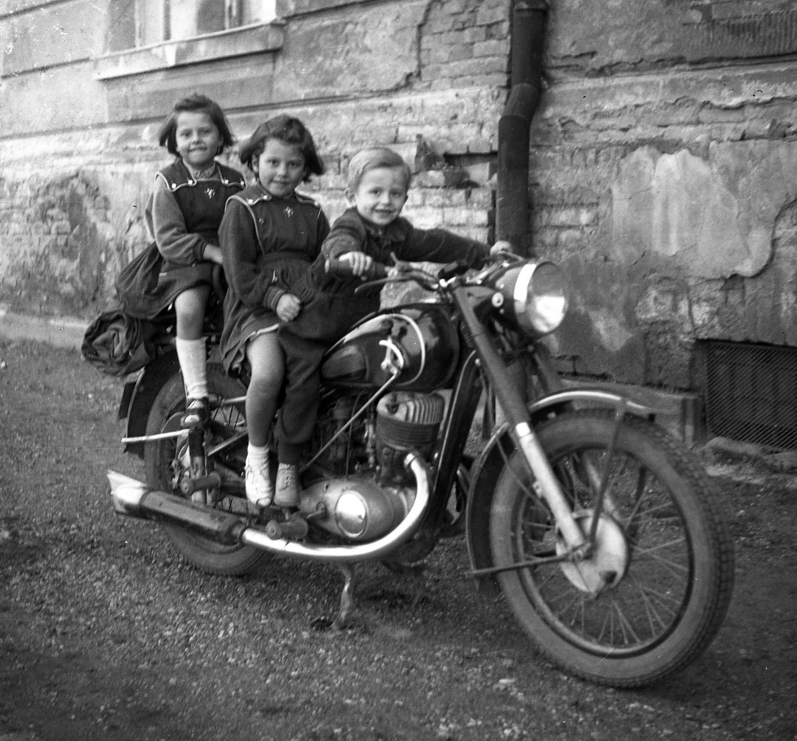 1953, Morvay Kinga, motorcycle, kid, Fortepan #140534