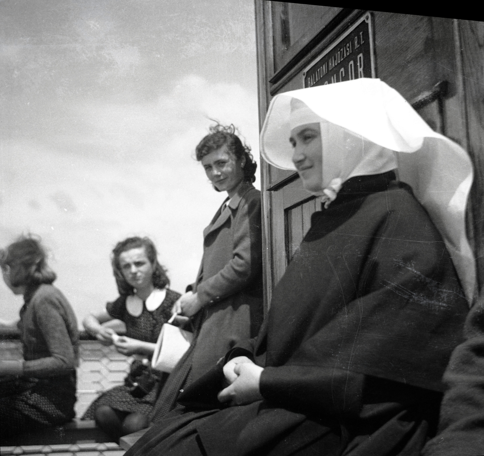 Hungary,Lake Balaton, a felvétel a Csongor motoros személyhajó fedélzetén készült., 1943, Morvay Kinga, nun, Fortepan #140564