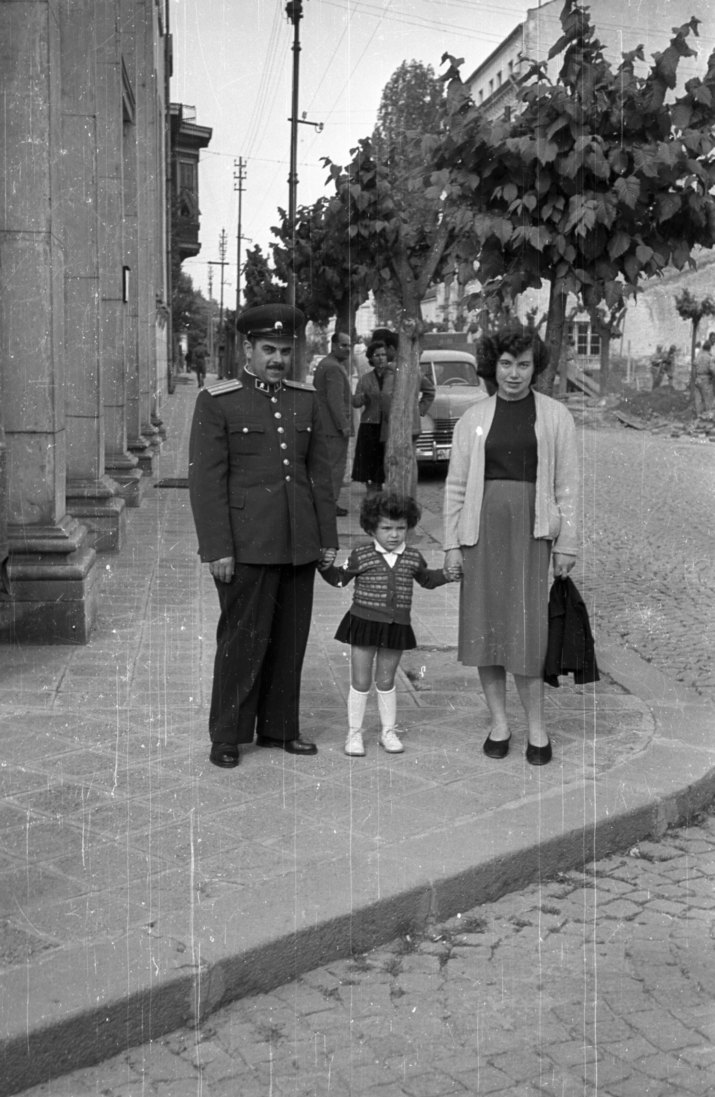 Bulgaria, 1957, Szent-tamási Mihály, family, uniform, Fortepan #14068