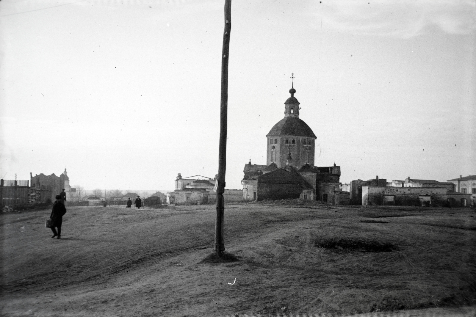 Russia, Ostrogozhsk, szemben a Boldogságos Szűz Mennybemenetele templom., 1942, Miklós Lajos, eastern front, church, second World War, Fortepan #140723