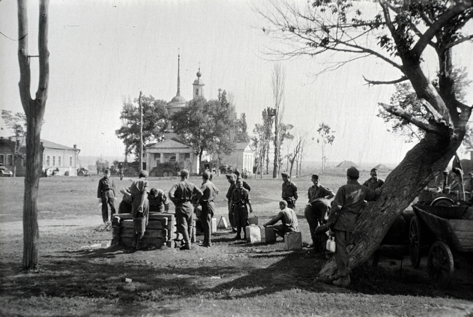 Russia, Kolbino, (Voronyezsi régió), Szent Miklós-templom (Церковь Николая Чудотворца)., 1942, Miklós Lajos, eastern front, church, well, second World War, Fortepan #140741