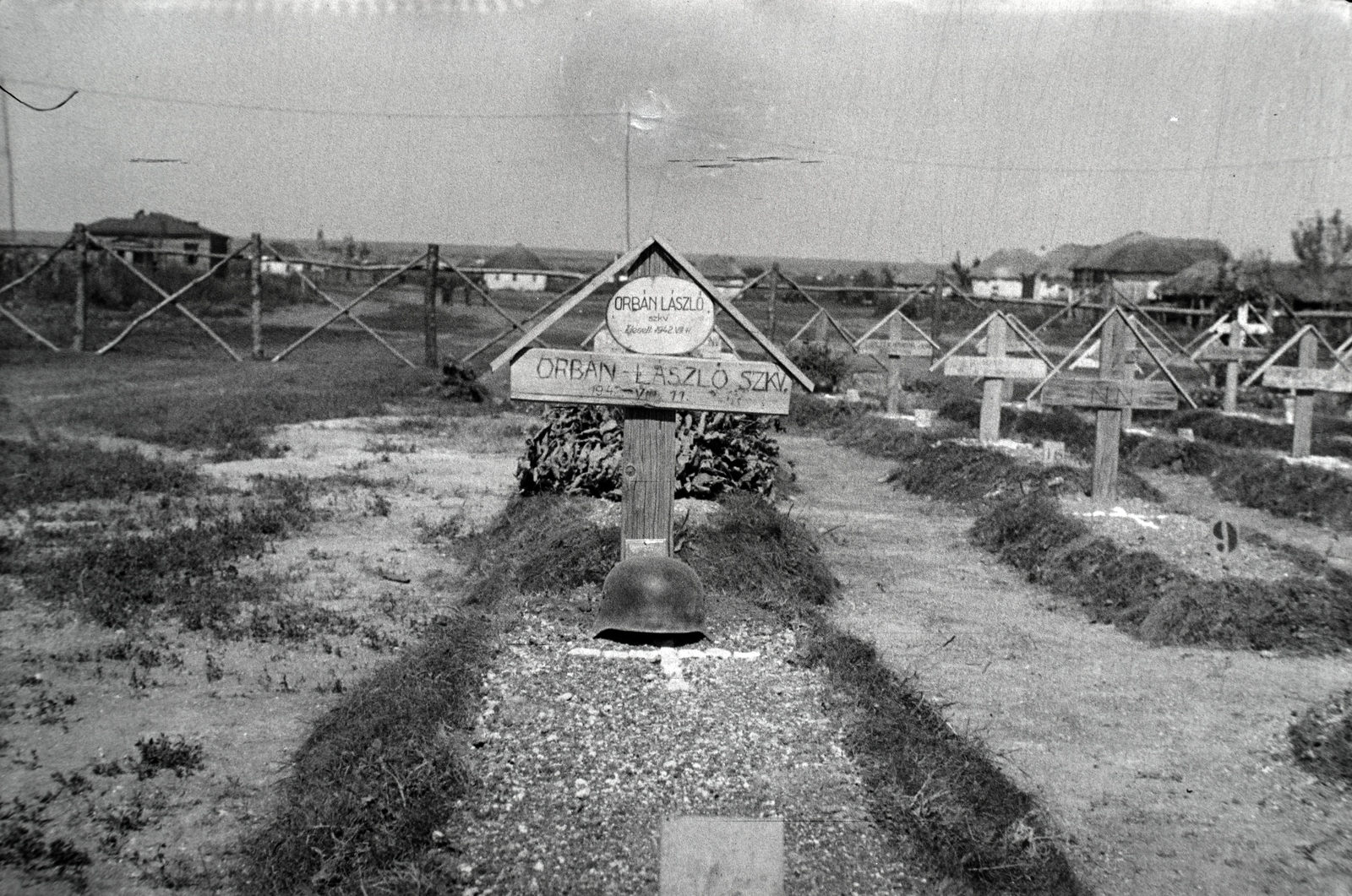 Russia, Yezdochnoye, katonai temető., 1942, Miklós Lajos, cemetery, war grave, Fortepan #140757