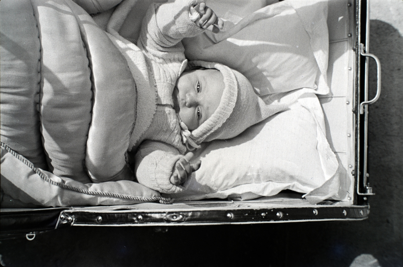 1939, Miklós Lajos, baby carriage, newborn, Fortepan #140838