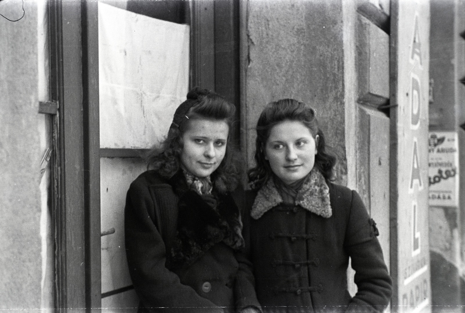 Magyarország, Budapest X., Vaspálya utca 5., 1944, Miklós Lajos, Budapest, hölgy, Fortepan #141038