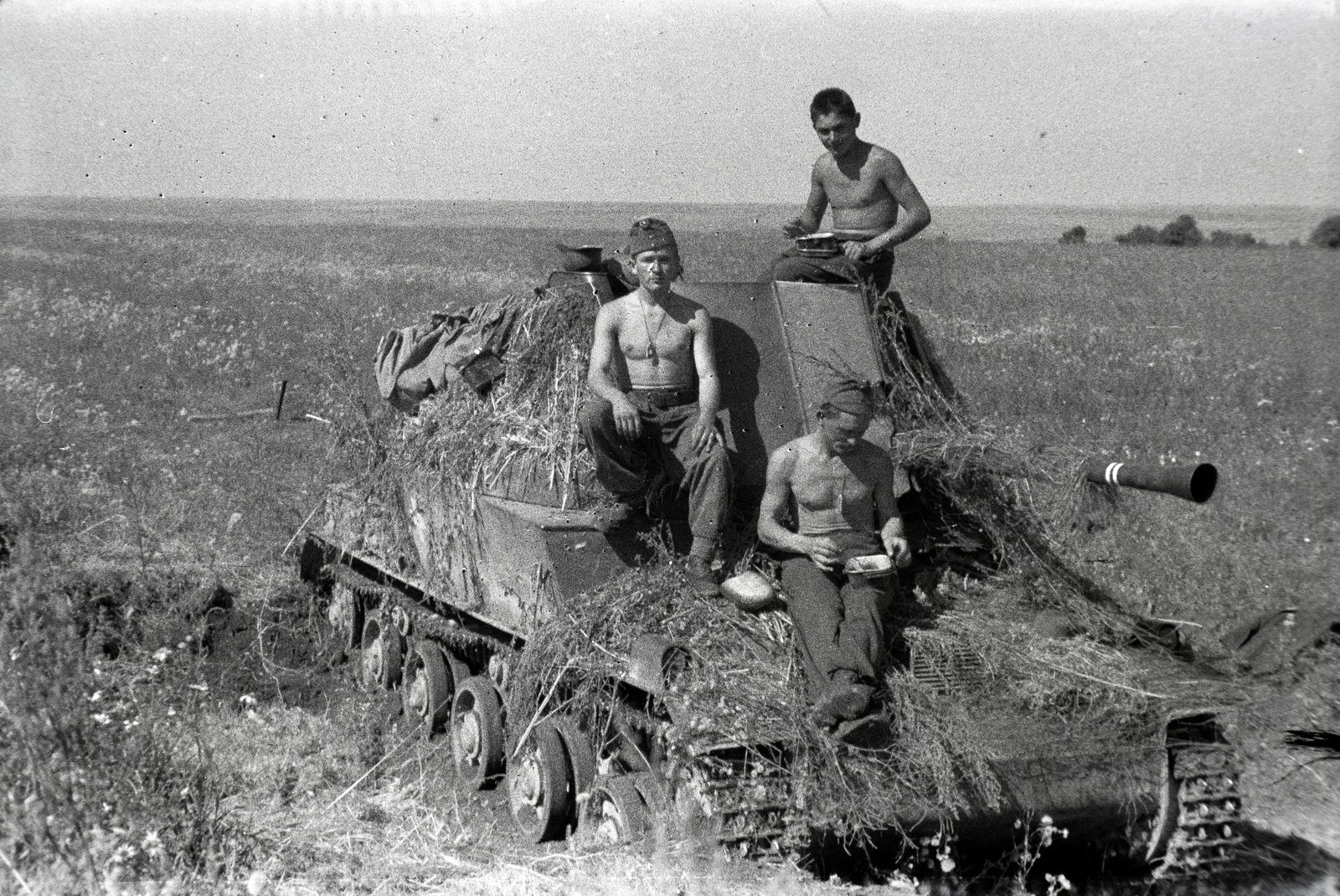 1942, Miklós Lajos, keleti front, második világháború, 40M Nimród, álcázás, Fortepan #141065