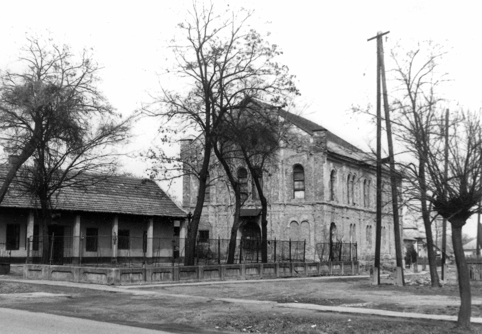 Hungary, Mezőcsát, Kossuth utca 17., az egykori zsinagóga, ma Művészetek Háza., 1983, Gazda Anikó, Fortepan #141178