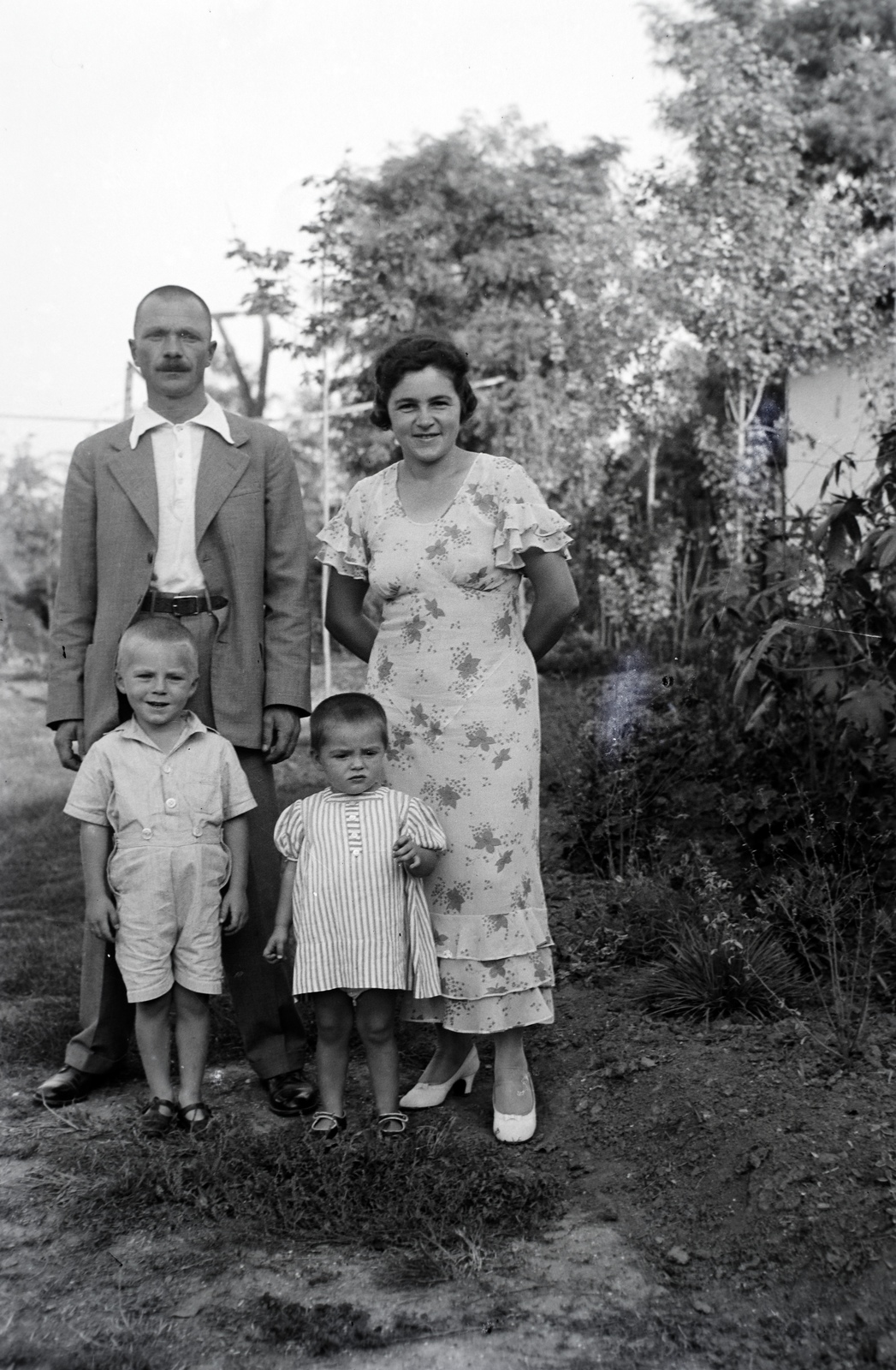 1938, Bencze László, family, striped dress, Fortepan #141425