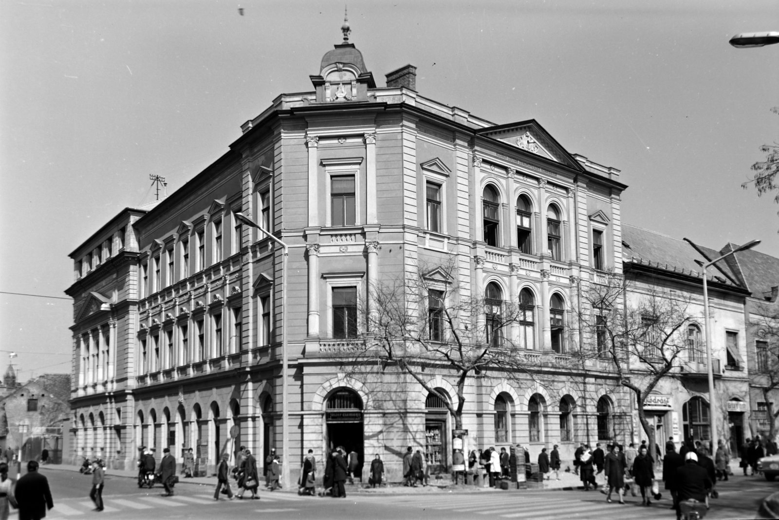 Hungary, Debrecen, Vár utca 1., Kodály Zoltán Zeneművészeti Szakgimnázium és Zeneiskola., 1974, Bencze László, Fortepan #141481