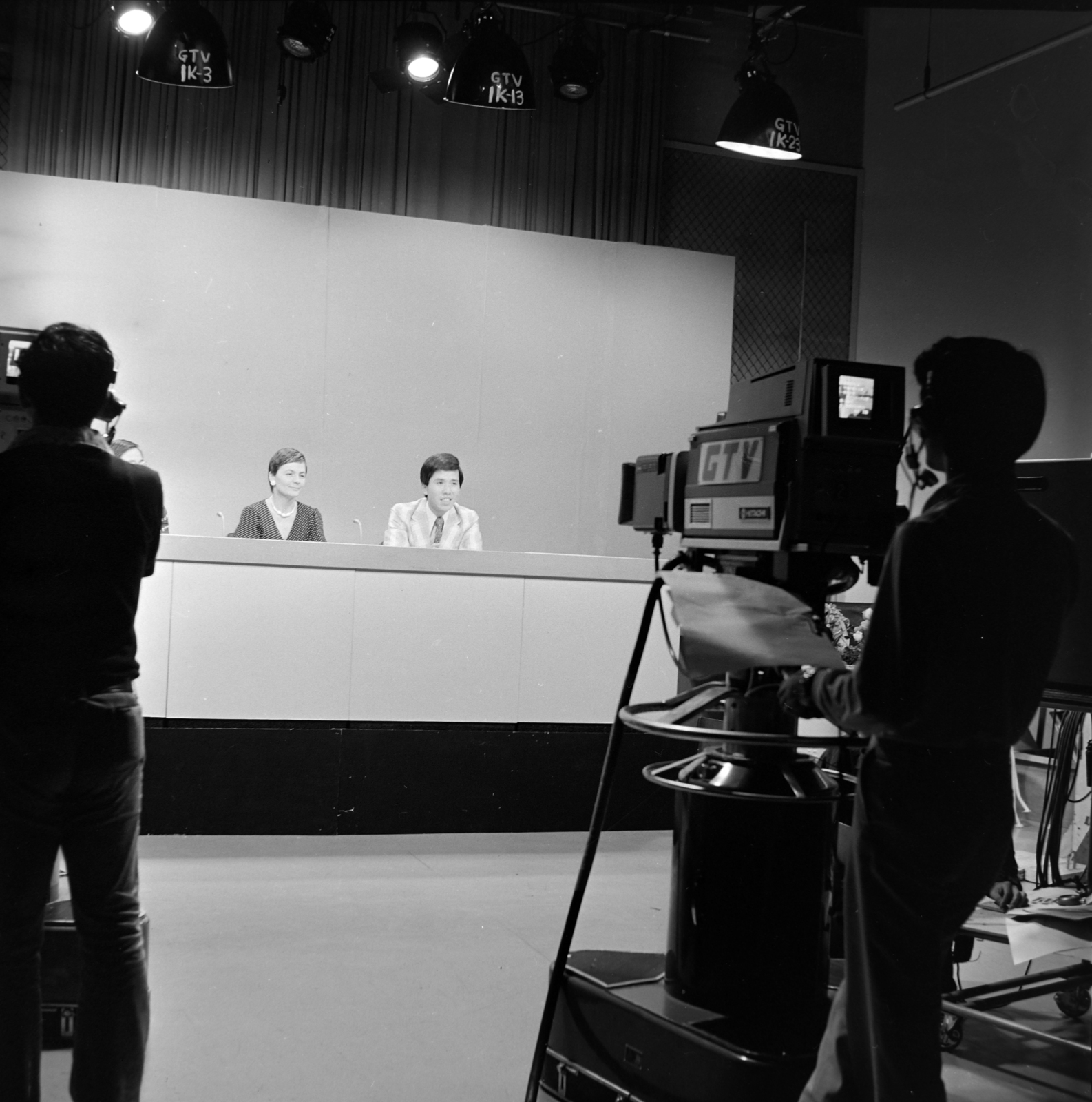 Japan, Maebashi, a Gunma Televízió (GTV) stúdiója., 1978, Bencze László, cameraman, television show, Hitachi-brand, Fortepan #141504