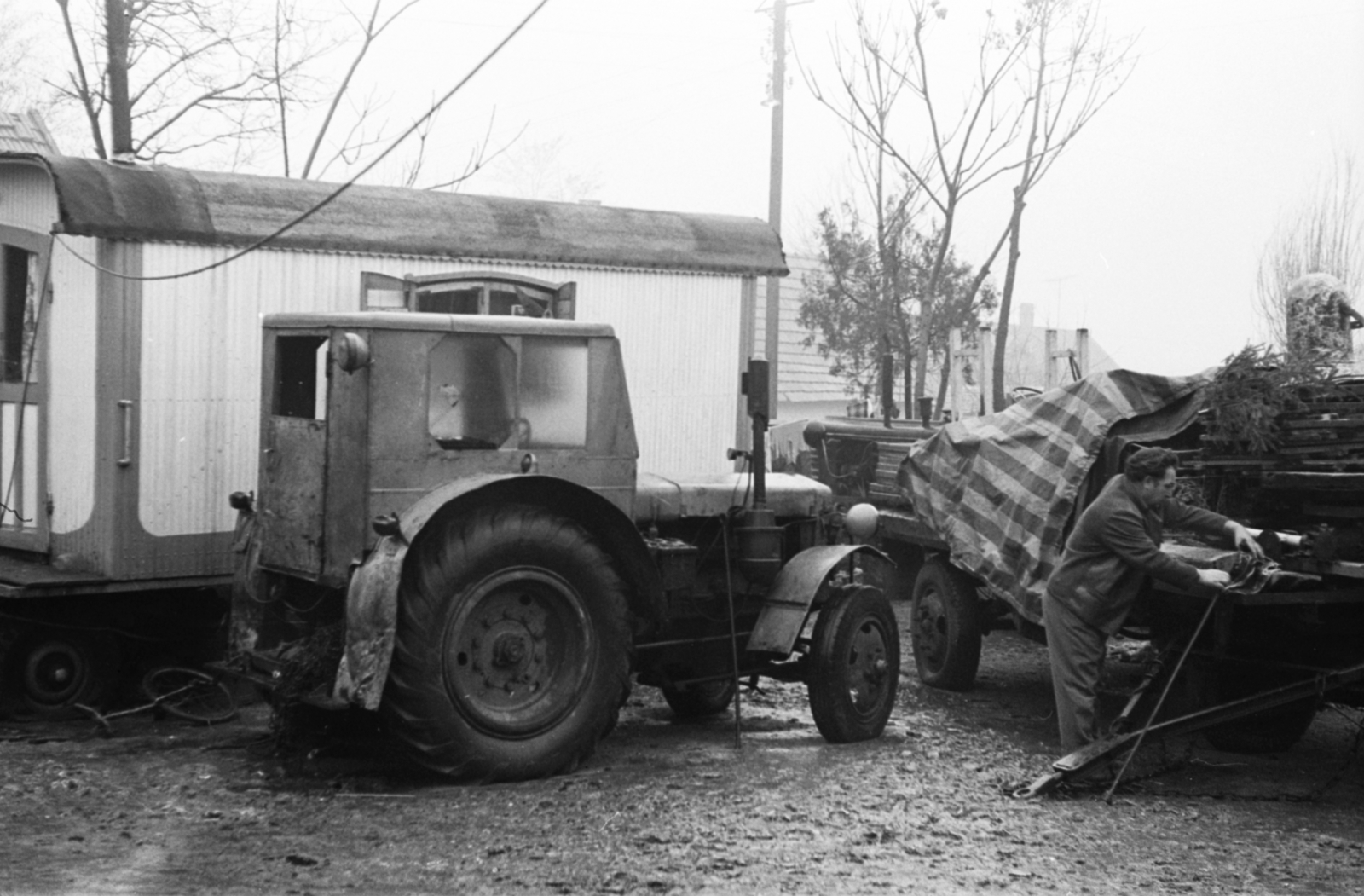 1968, Péterffy István, tractor, caravan, Fortepan #141696