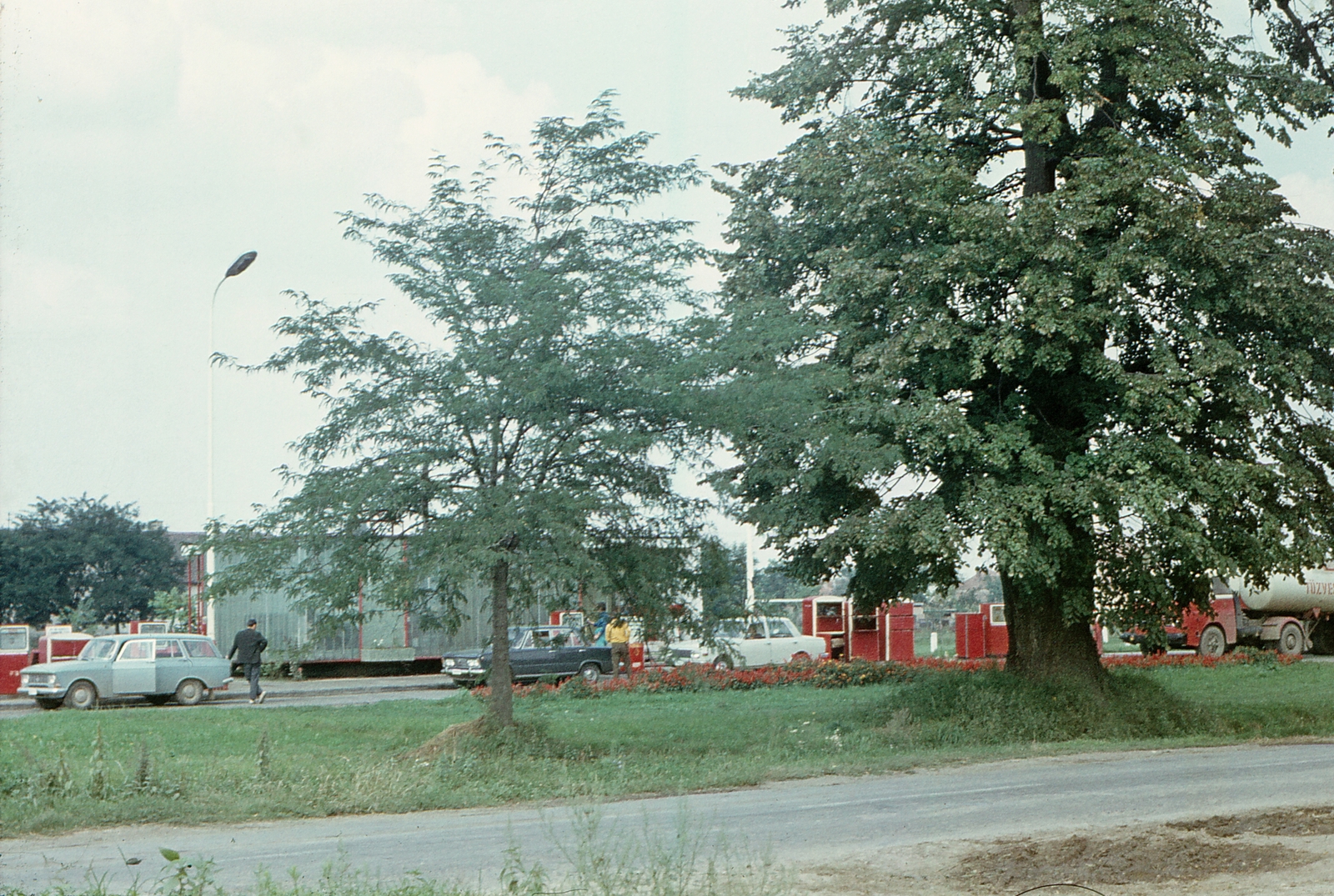 Magyarország, Dombóvár, Tüske városrész, ÁFOR benzinkút., 1982, Erky-Nagy Tibor, színes, benzinkút, Fortepan #14175