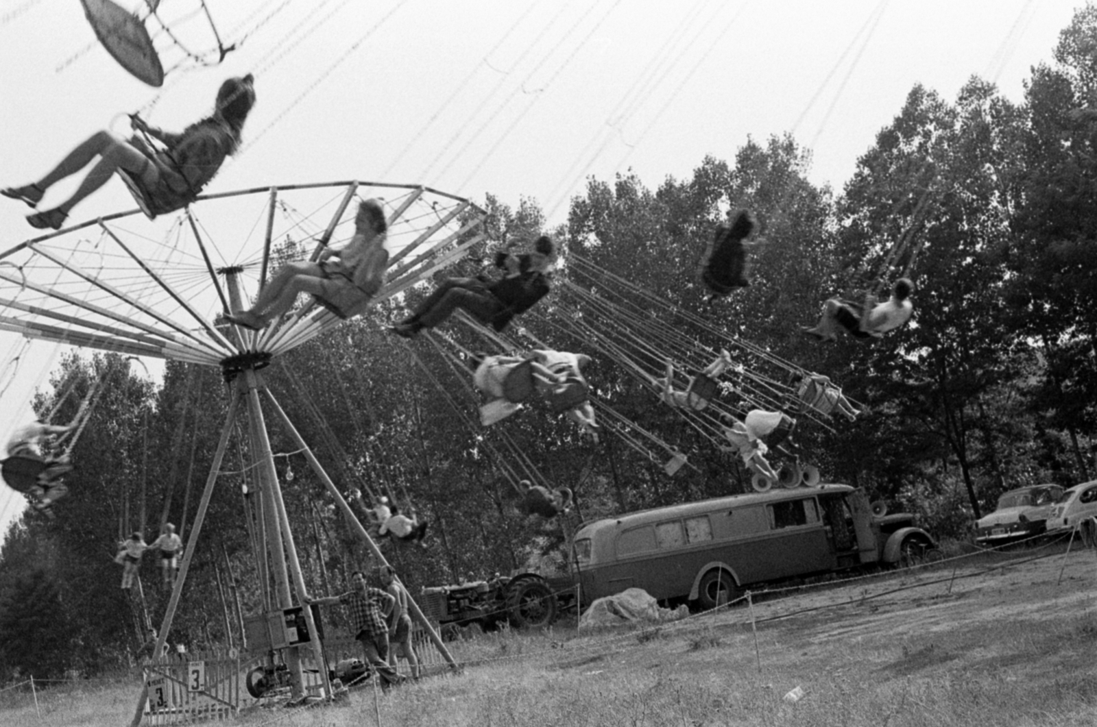 Hungary, Mende, búcsú., 1969, Péterffy István, carousel, fun-fair, Fortepan #141843