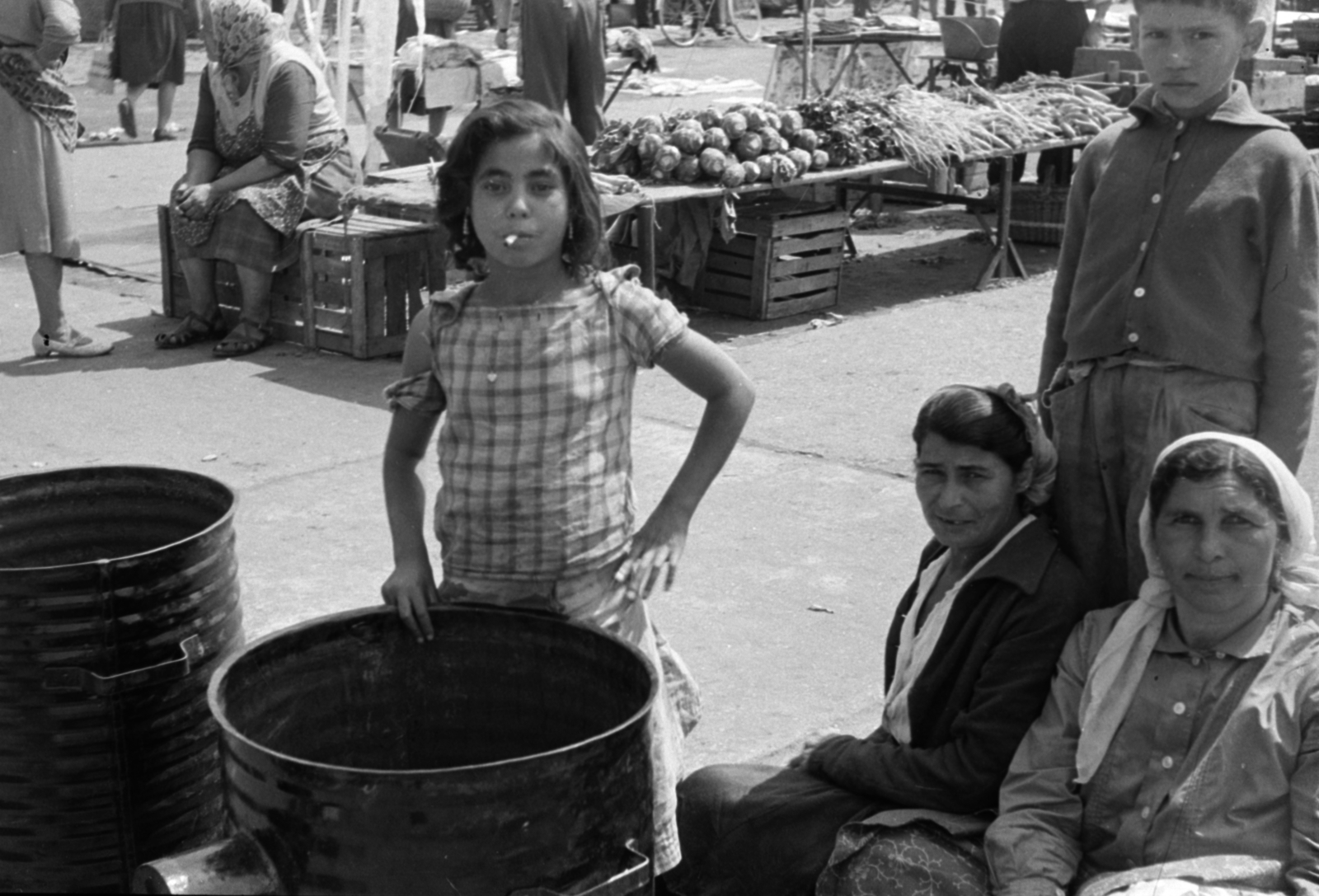 Hungary, 1966, Péterffy István, market, gypsy, Fortepan #141939