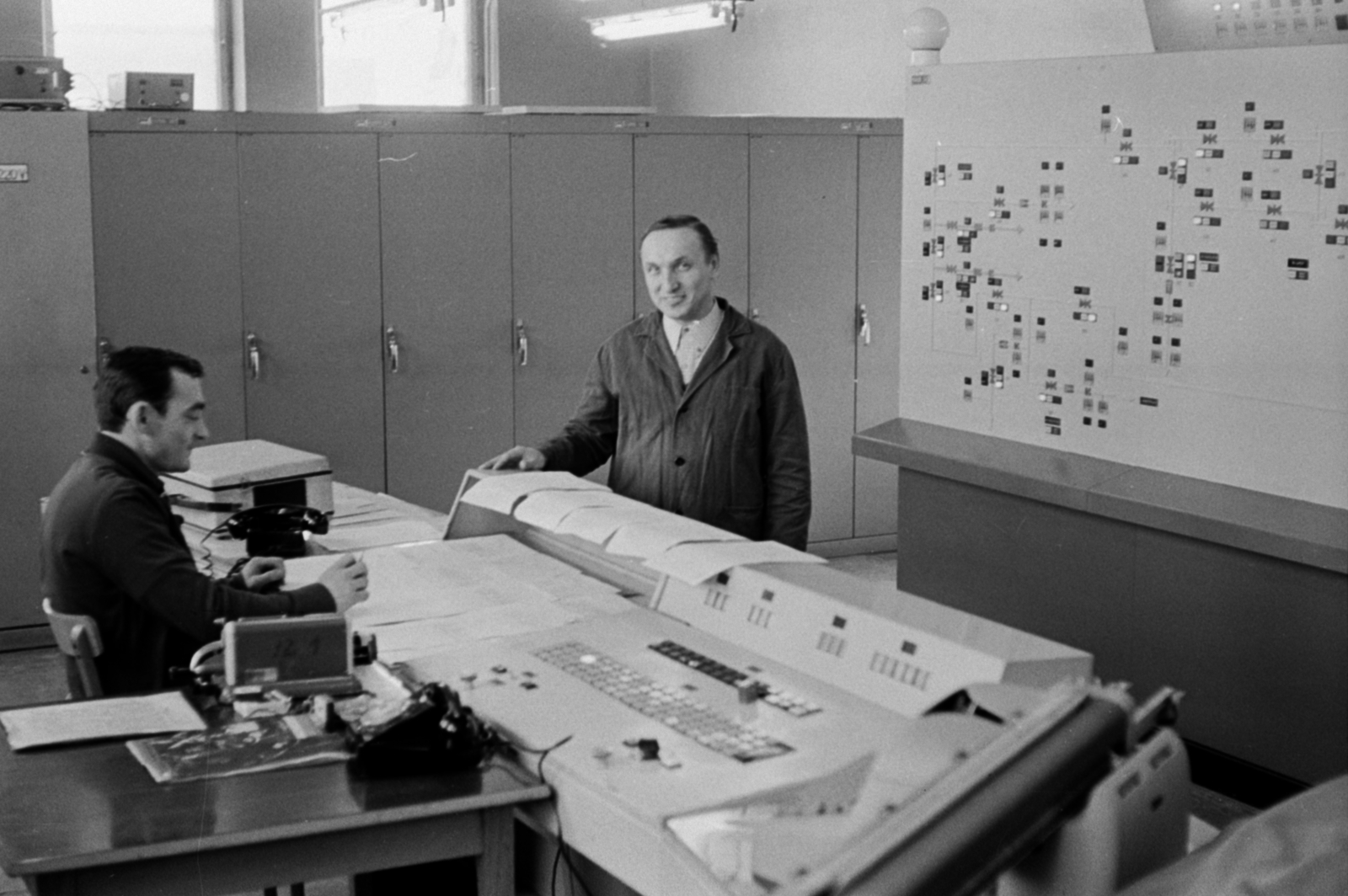 Hungary, Vecsés, gázelosztó, diszpécserközpont., 1972, Péterffy István, control room, Fortepan #142189