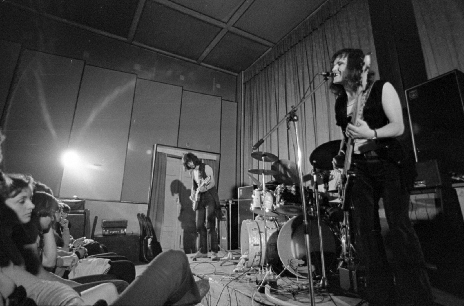 Hungary, Gyömrő, Barta Tamás és Frenreisz Károly, az LGT együttes tagjai. A felvétel a városban tartott koncerten készült., 1971, Péterffy István, saxophone, guitar, drummer, Best of, Fortepan #142325
