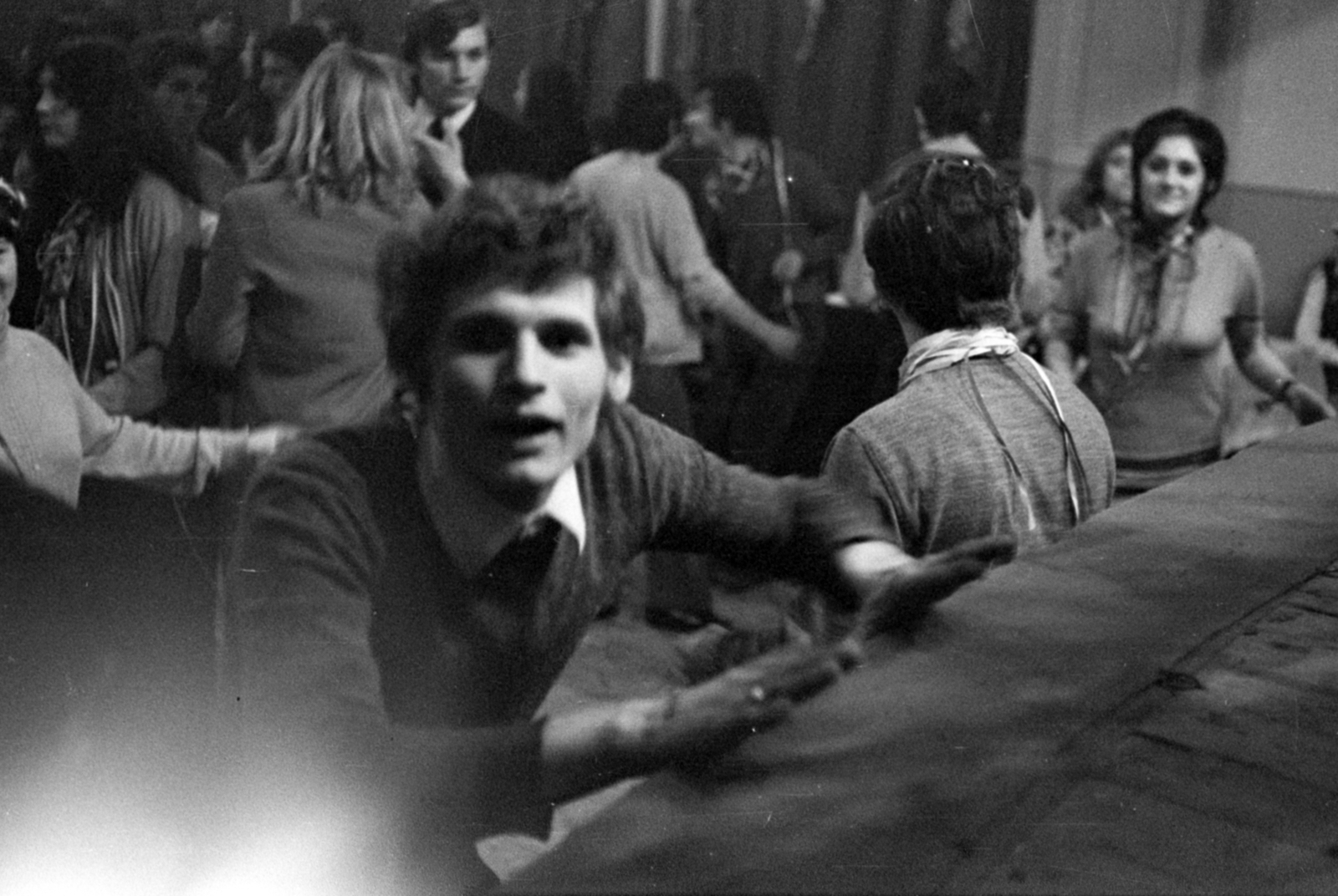 Hungary, Monor, a felvétel a rongyosbálon a Little Boys együttes fellépésekor készült., 1971, Péterffy István, Fortepan #142345