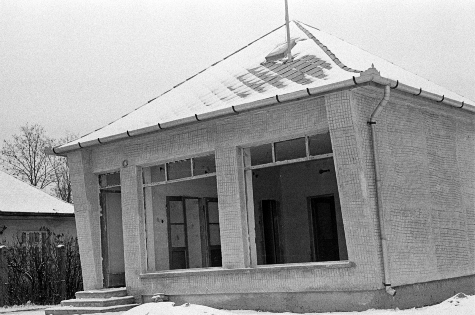 Magyarország, Ecser, a takarékszövetkezet irodájának építkezése., 1969, Péterffy István, építkezés, Kádár-kocka, Fortepan #142629