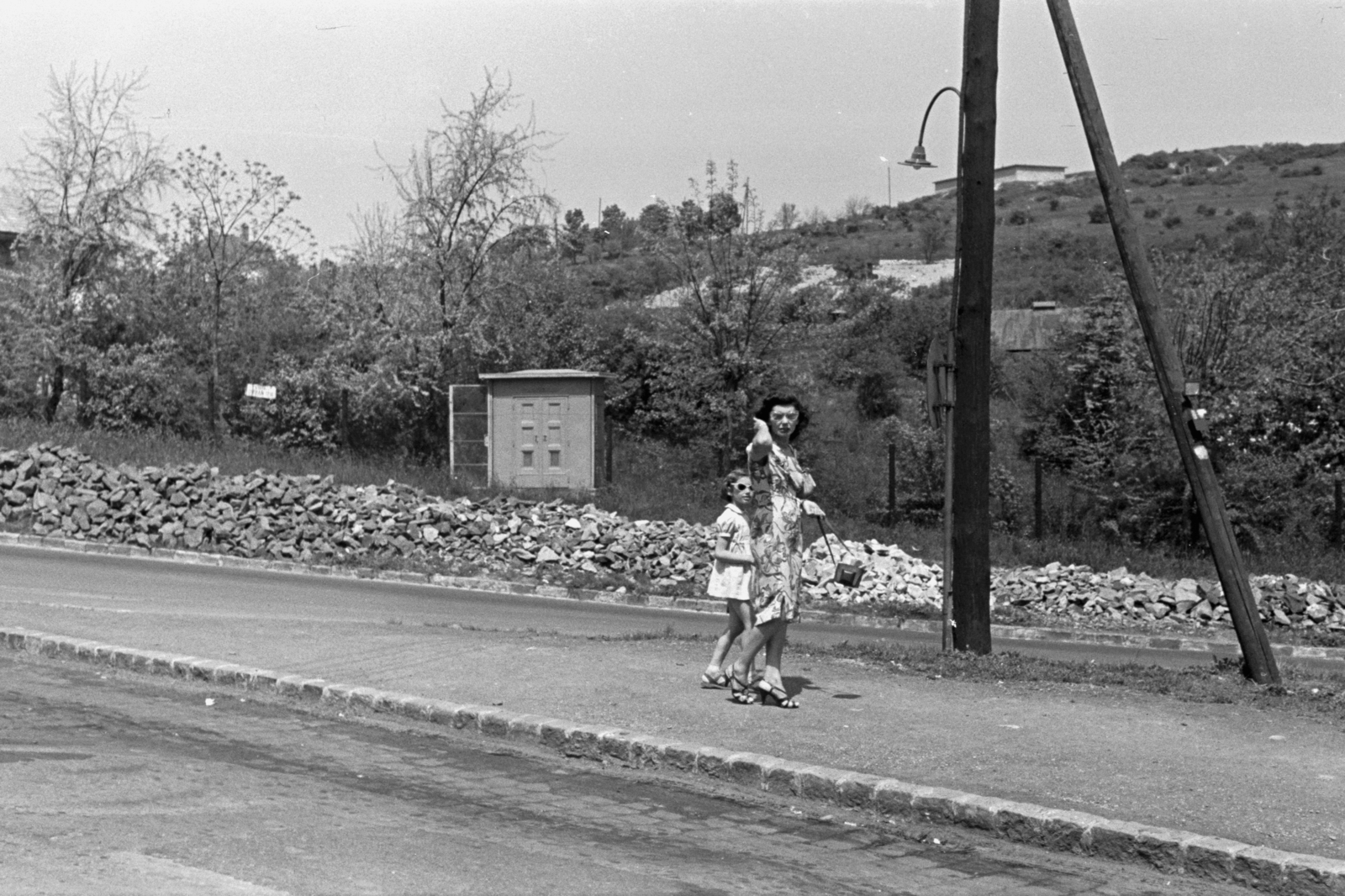 Hungary, Budapest XII., Szent Orbán (Orbán) tér, szemben a Kis-Sváb-hegy., 1964, Chuckyeager tumblr, Budapest, Fortepan #143088