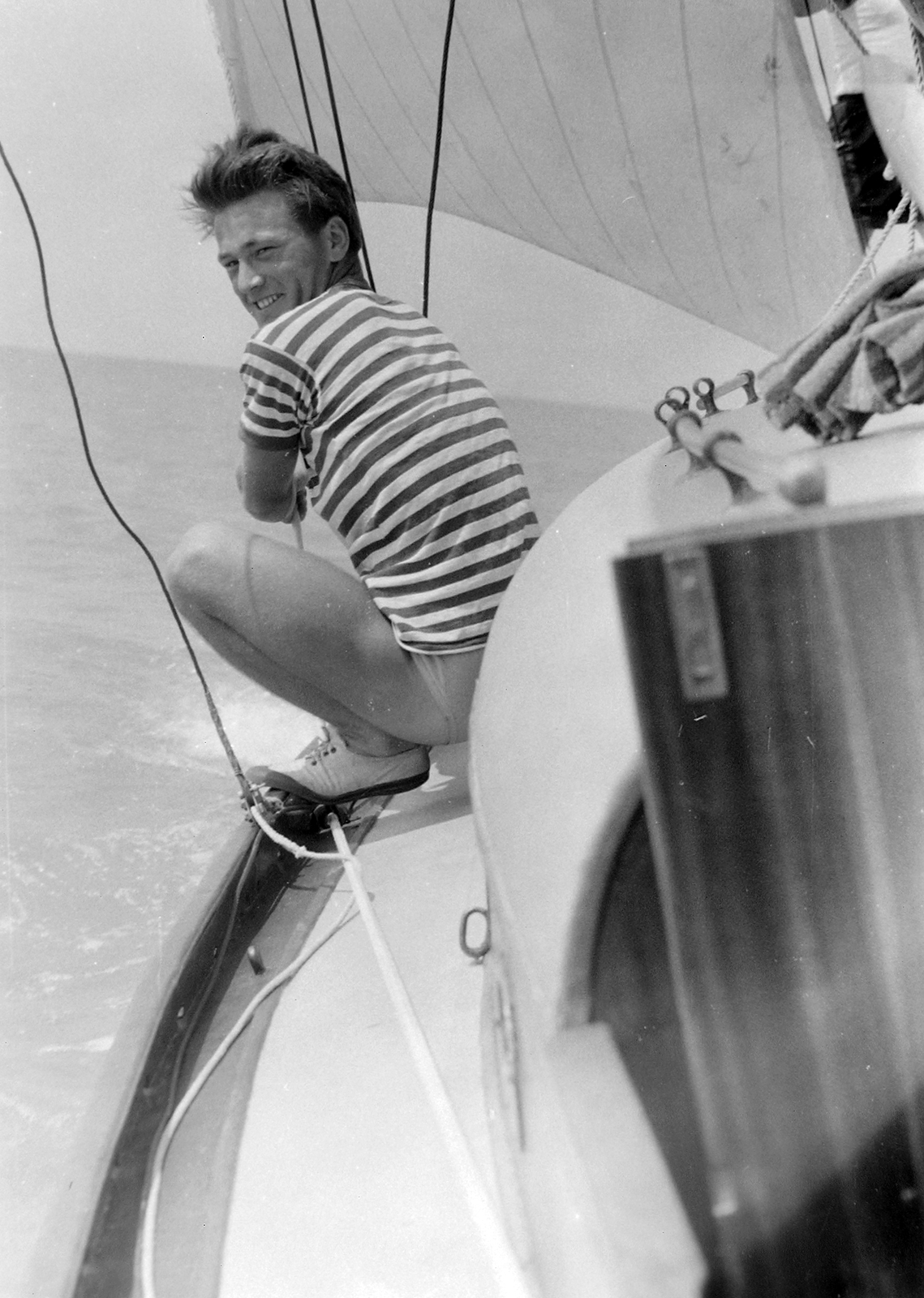 1958, Szent-tamási Mihály, man, striped dress, sailing, looking back, Fortepan #14326