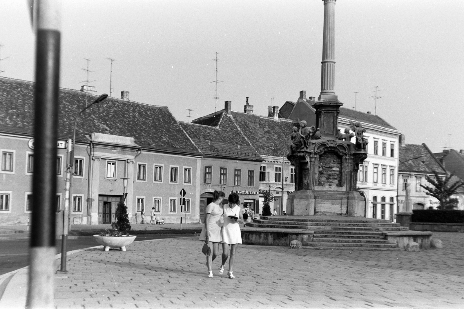 Hungary, Sopron, Várkerület (Lenin körút), Mária-oszlop., 1966, Chuckyeager tumblr, Fortepan #143283