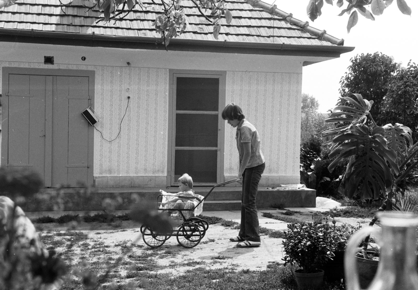 1970, Chuckyeager tumblr, garden, baby carriage, portable radio, Fortepan #143417