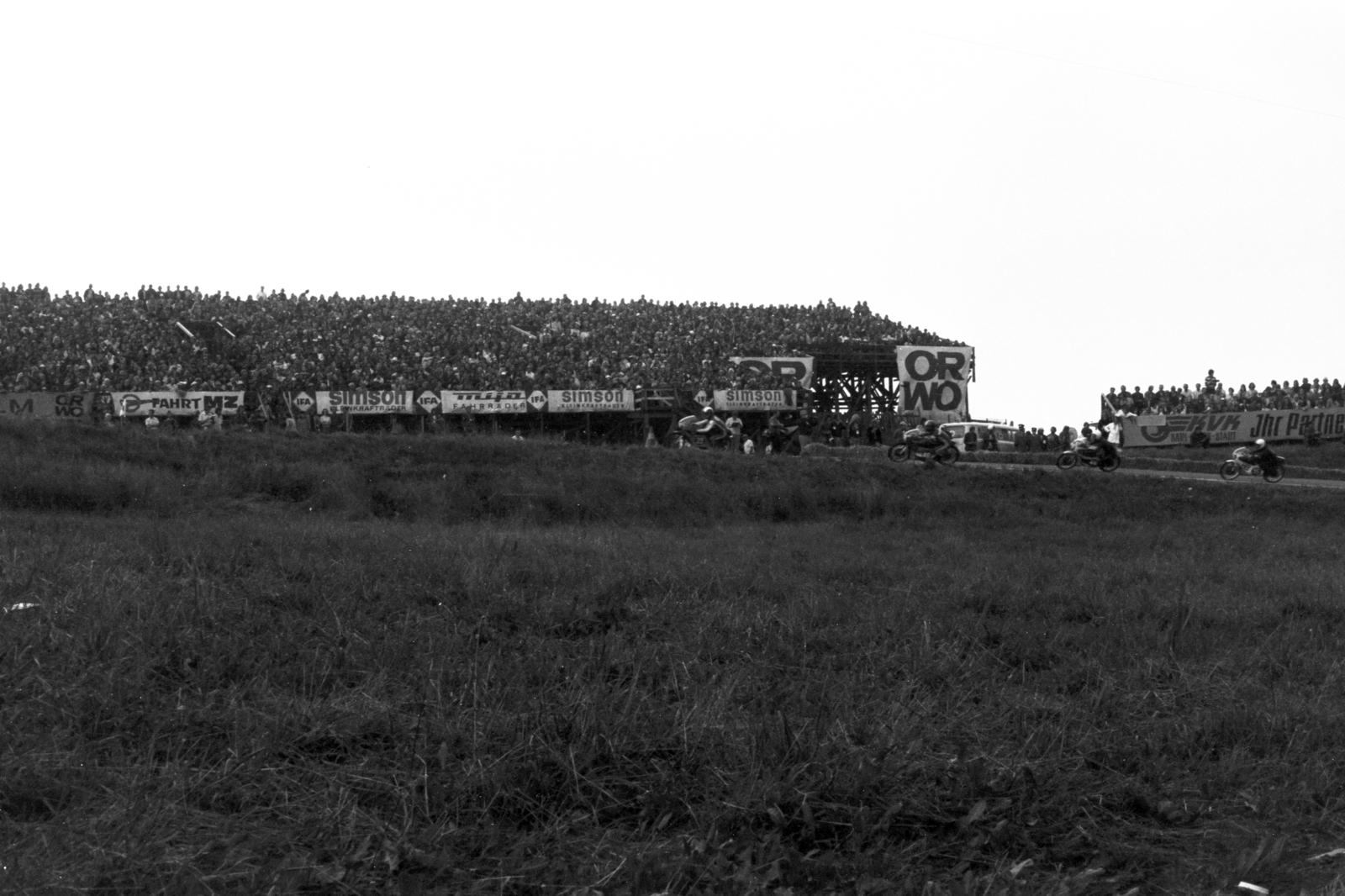 Germany, Sachsenring autó- és motorversenypálya., 1978, Chuckyeager tumblr, motorcycle race, GDR, Fortepan #143580