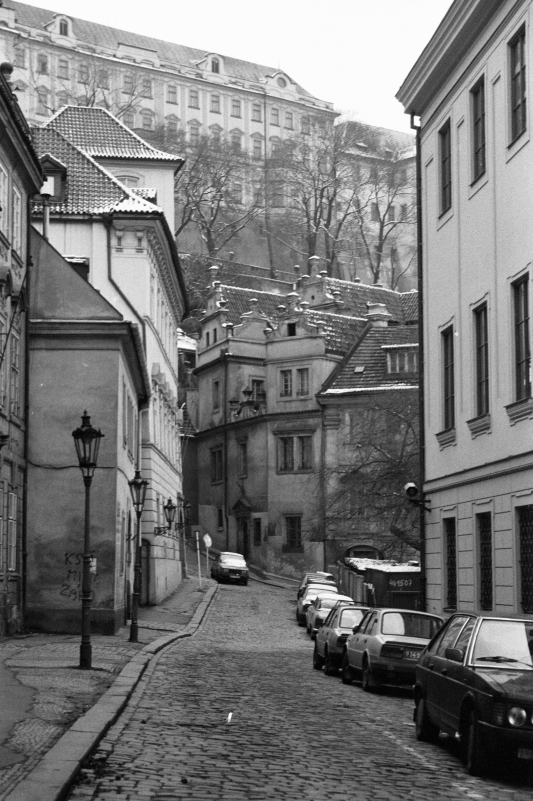 Czech Republik, Prague, Sněmovní ulice., 1990, Chuckyeager tumblr, Czechoslovakia, Fortepan #143725