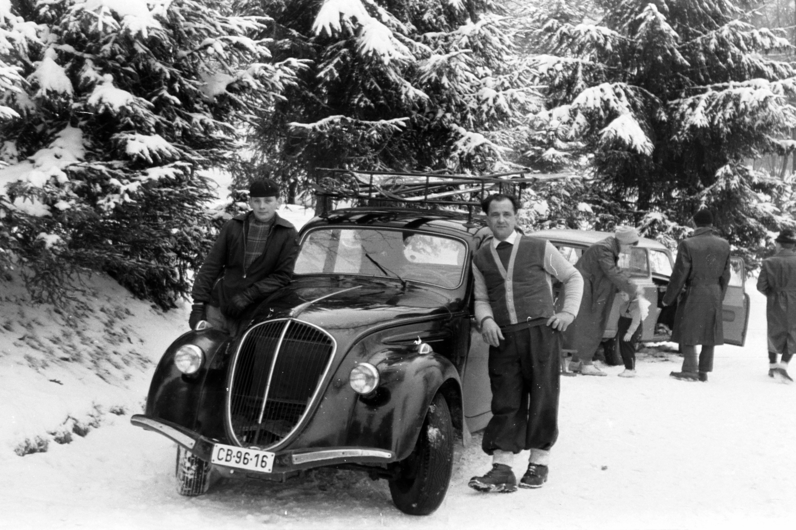 1959, Chuckyeager tumblr, automobil, Peugeot-márka, rendszám, Peugeot 202, tetőcsomagtartó, Fortepan #143804