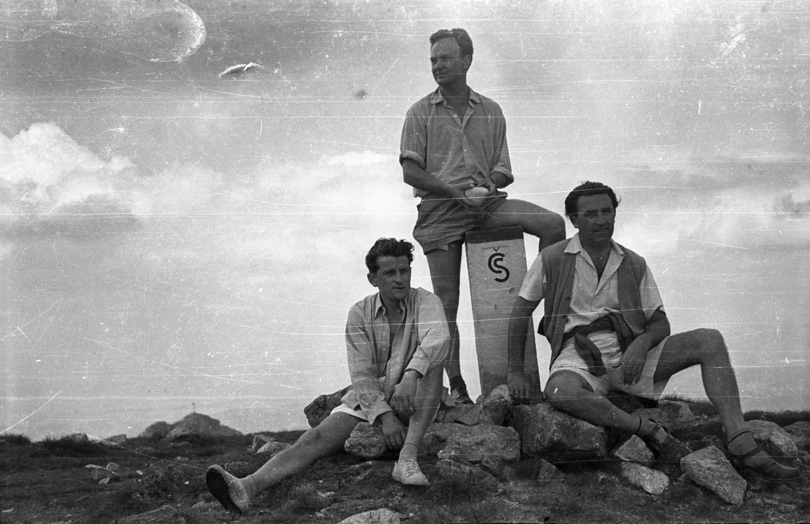 Slovakia,High Tatras, Kasprowy csúcs, határkő Csehszlovákia és Lengyelország között., 1958, Szent-tamási Mihály, Czechoslovakia, milestone, Tatra Mountains, Fortepan #14435