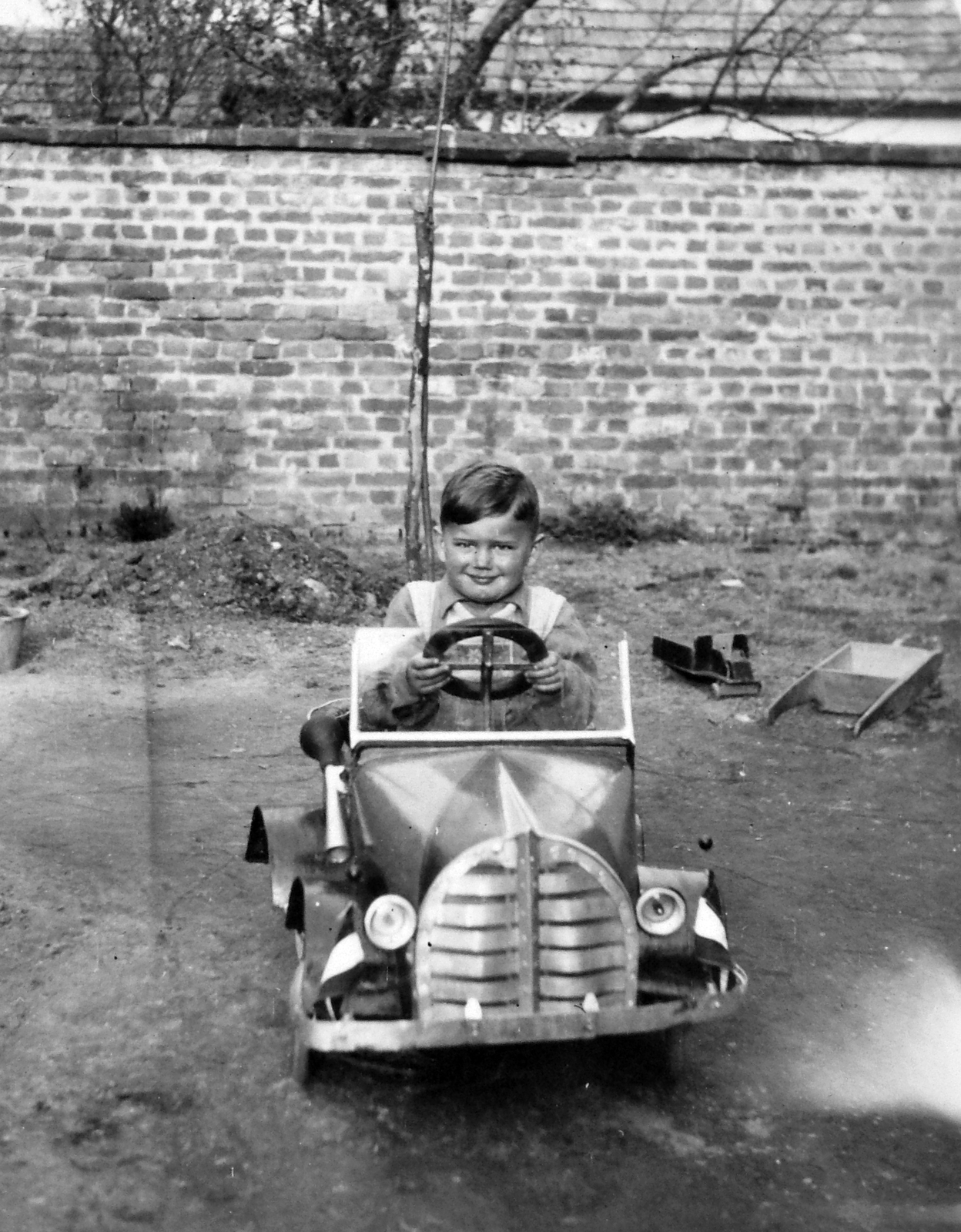 Hungary, Celldömölk, 1952, Baráth Endre, wheelbarrow, pedal car, Fortepan #14471